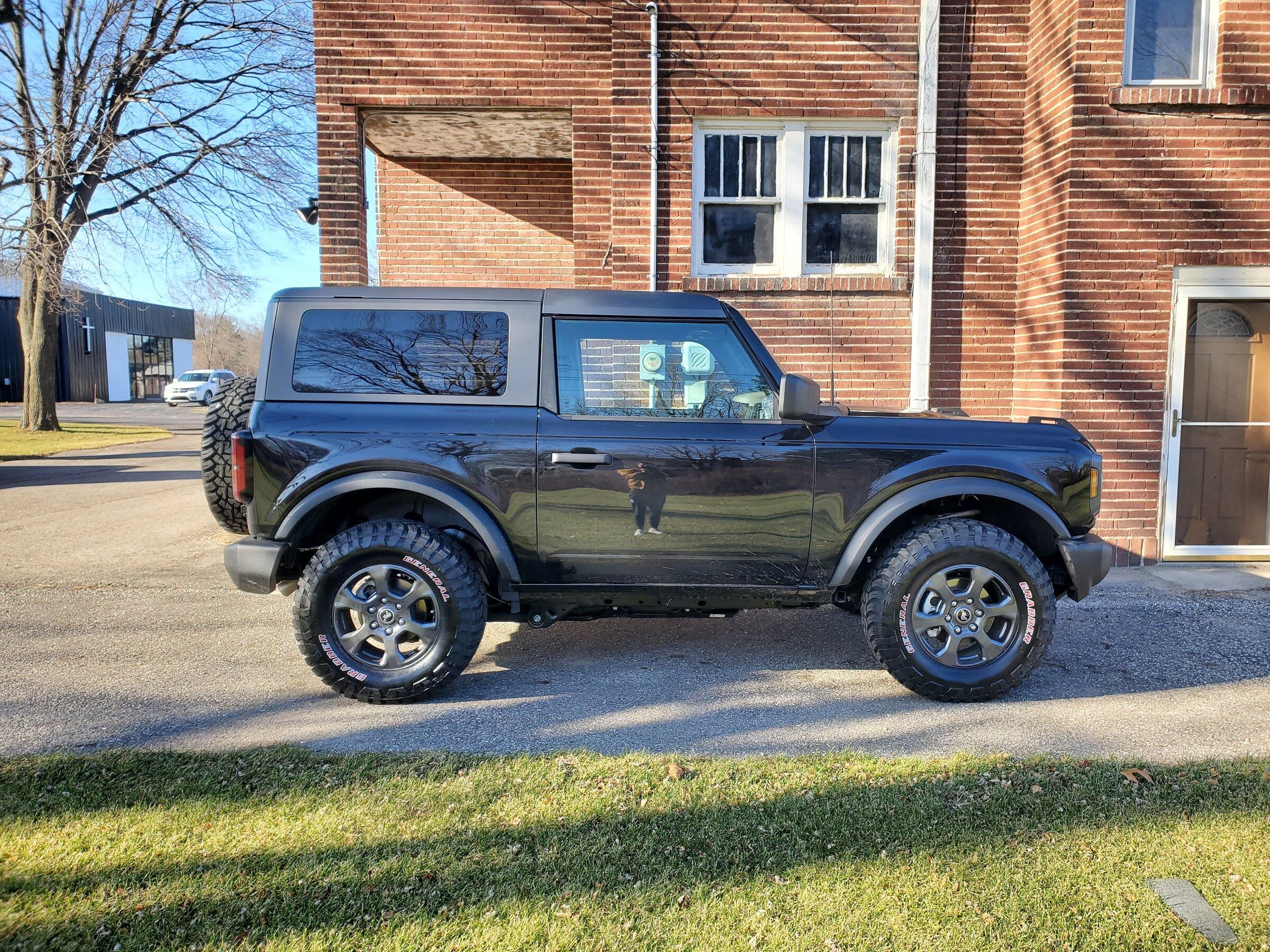 Ford Bronco SHADOW BLACK Bronco Club 20211217_112051