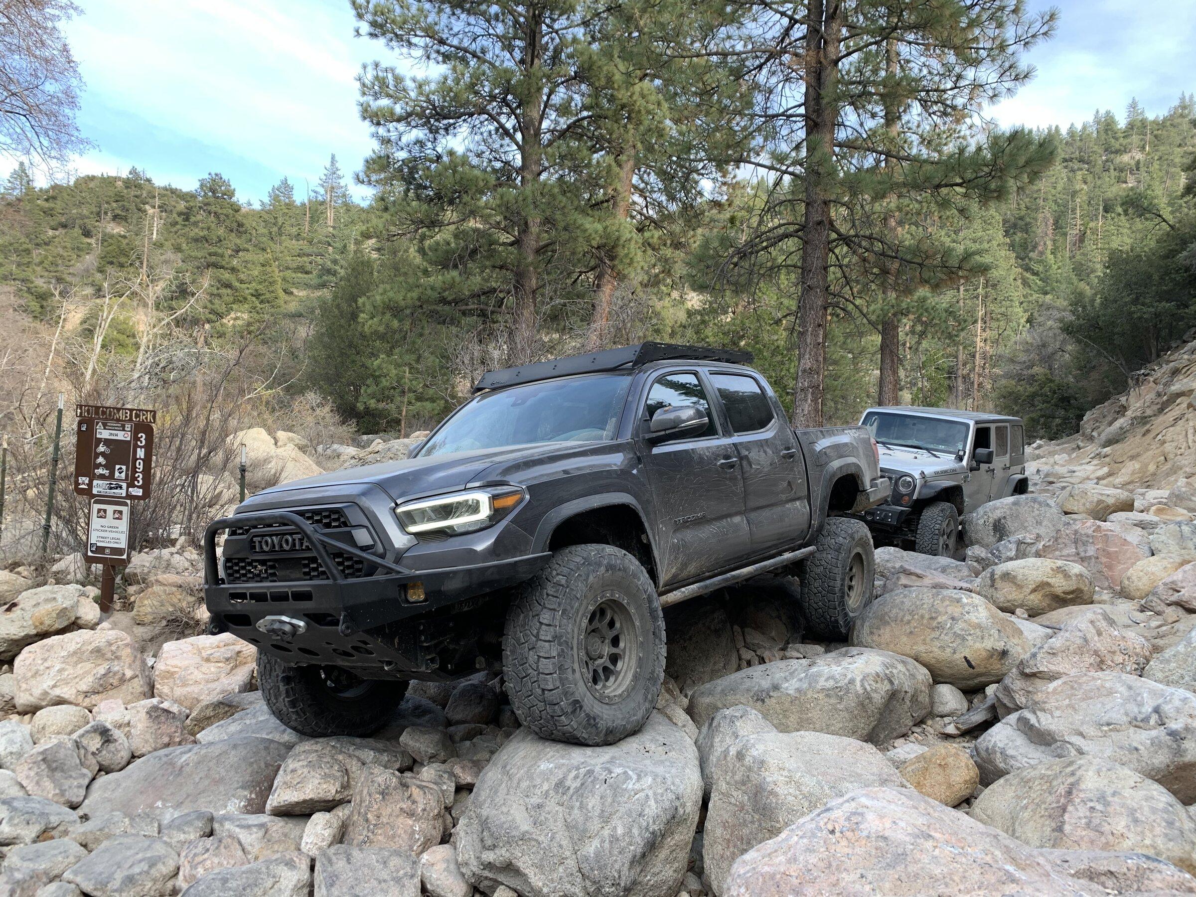 Ford Bronco Rock Crawling a 2-Door Base w/ No Lockers, Manual Transmission -- @ Holcomb Creek Trail in Southern California 608D66B1-A4FA-41FF-A90C-EE6AA14DCAAC