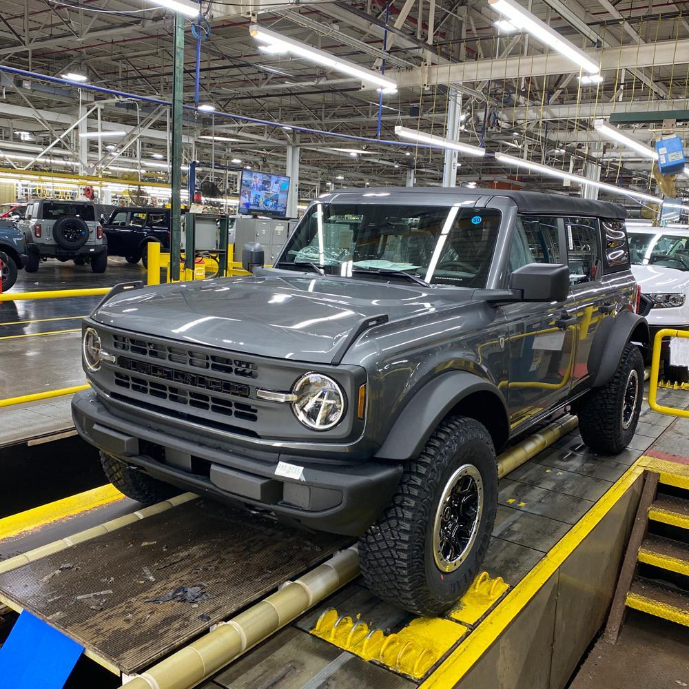 Ford Bronco CARBONIZED GRAY Bronco Club image