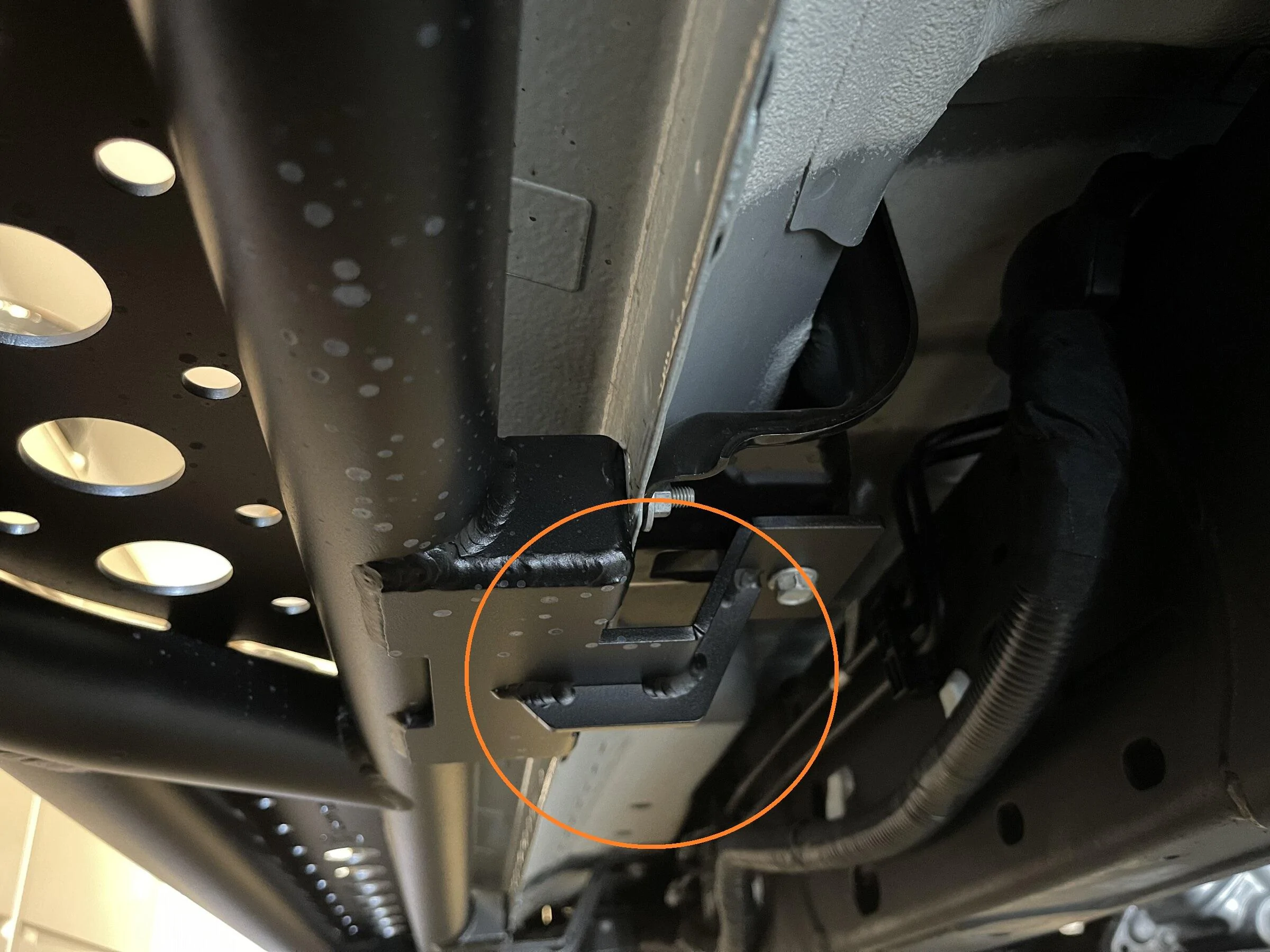 Ford Bronco Installed 2 Door Side Steps by Zroadz Support weld