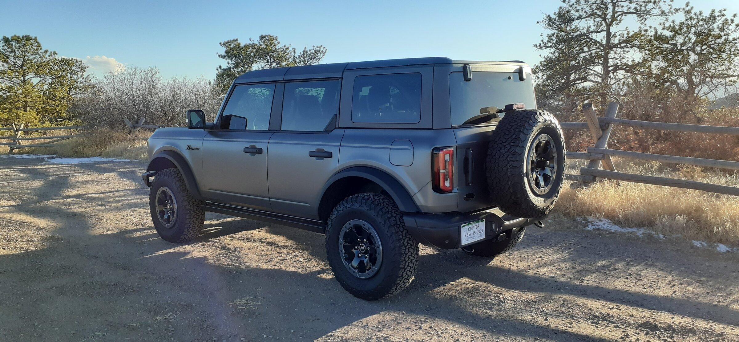 Ford Bronco CARBONIZED GRAY Bronco Club 20211217_151928