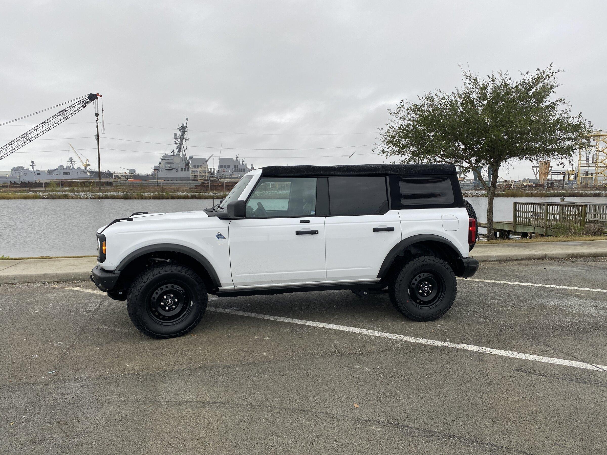 Ford Bronco The Bronco has landed! IMG_2242[1].JPG