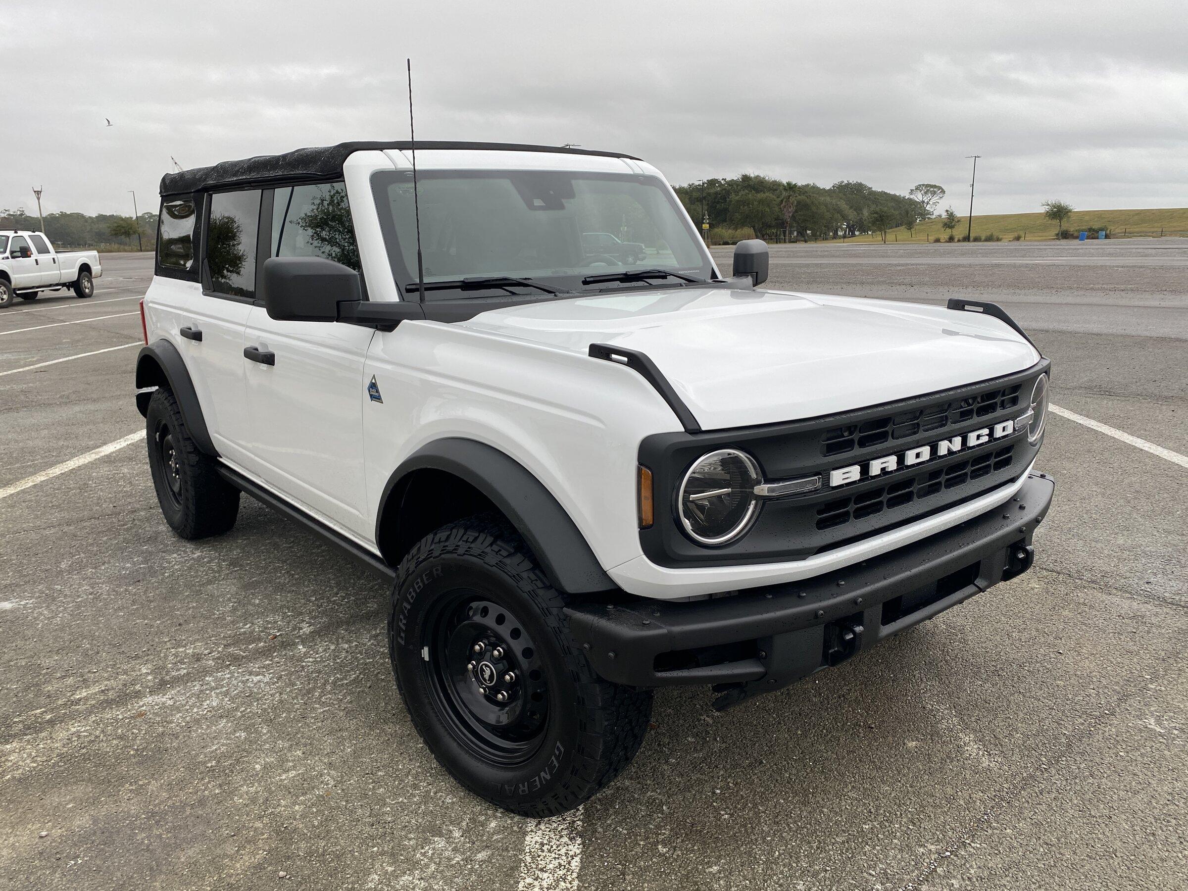 Ford Bronco The Bronco has landed! IMG_2245[1].JPG