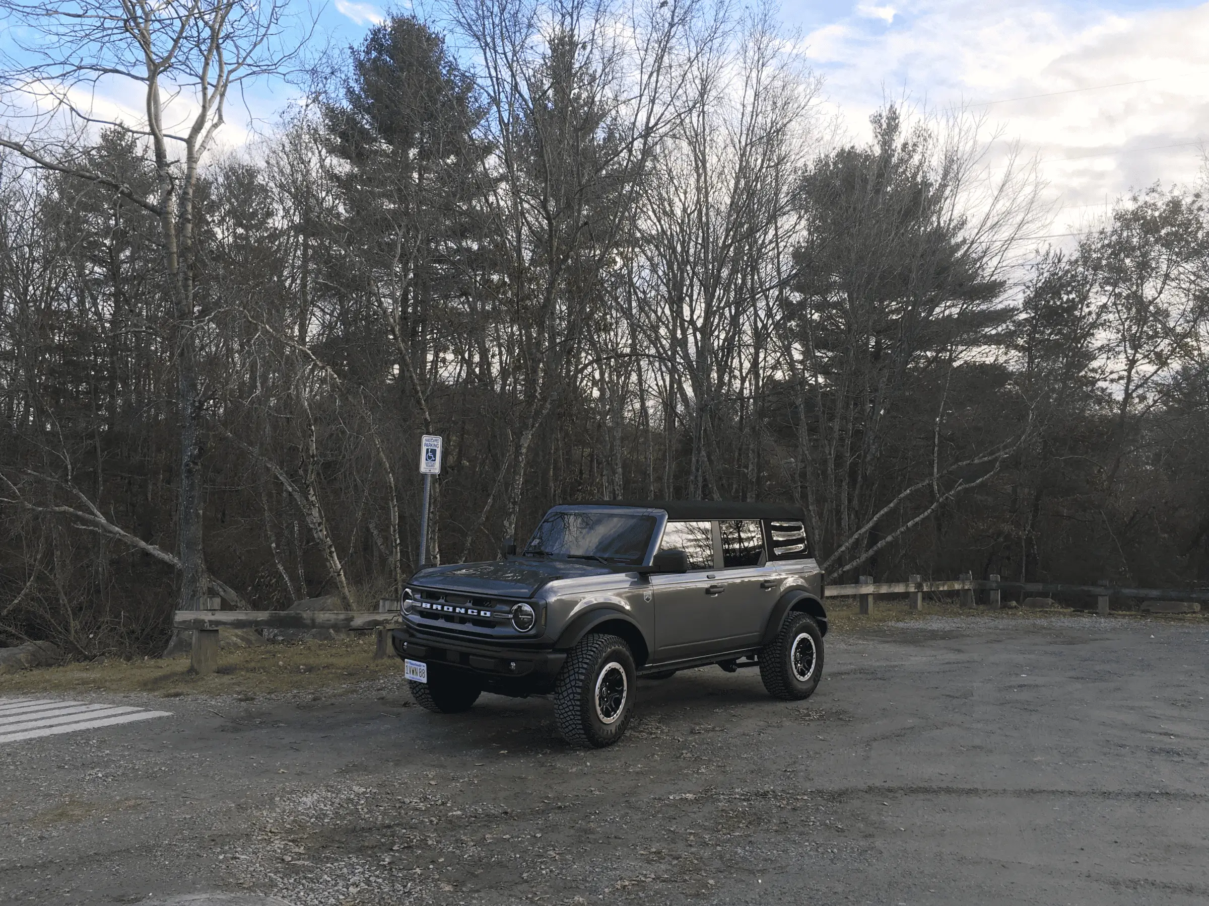 Ford Bronco Anyone else hate the silver beauty rings? 1640015321799