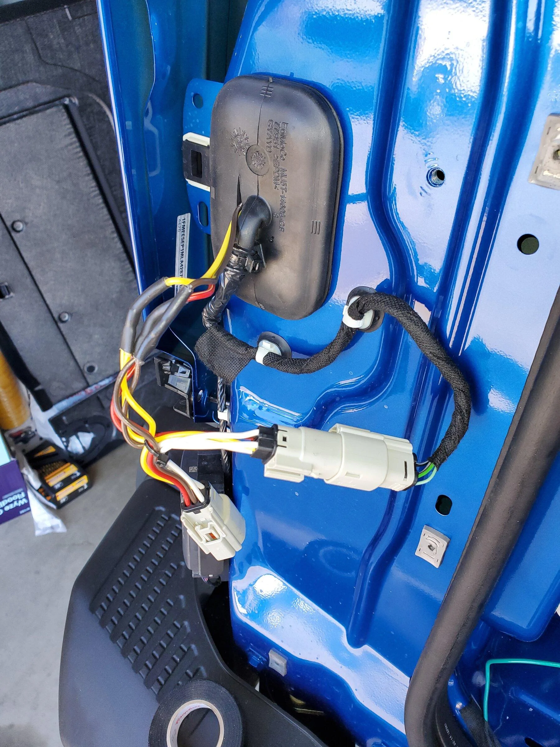 Ford Bronco Curt Plug-and-Play No-Splice Trailer Wiring Harness Out For Bronco 20211129_111516
