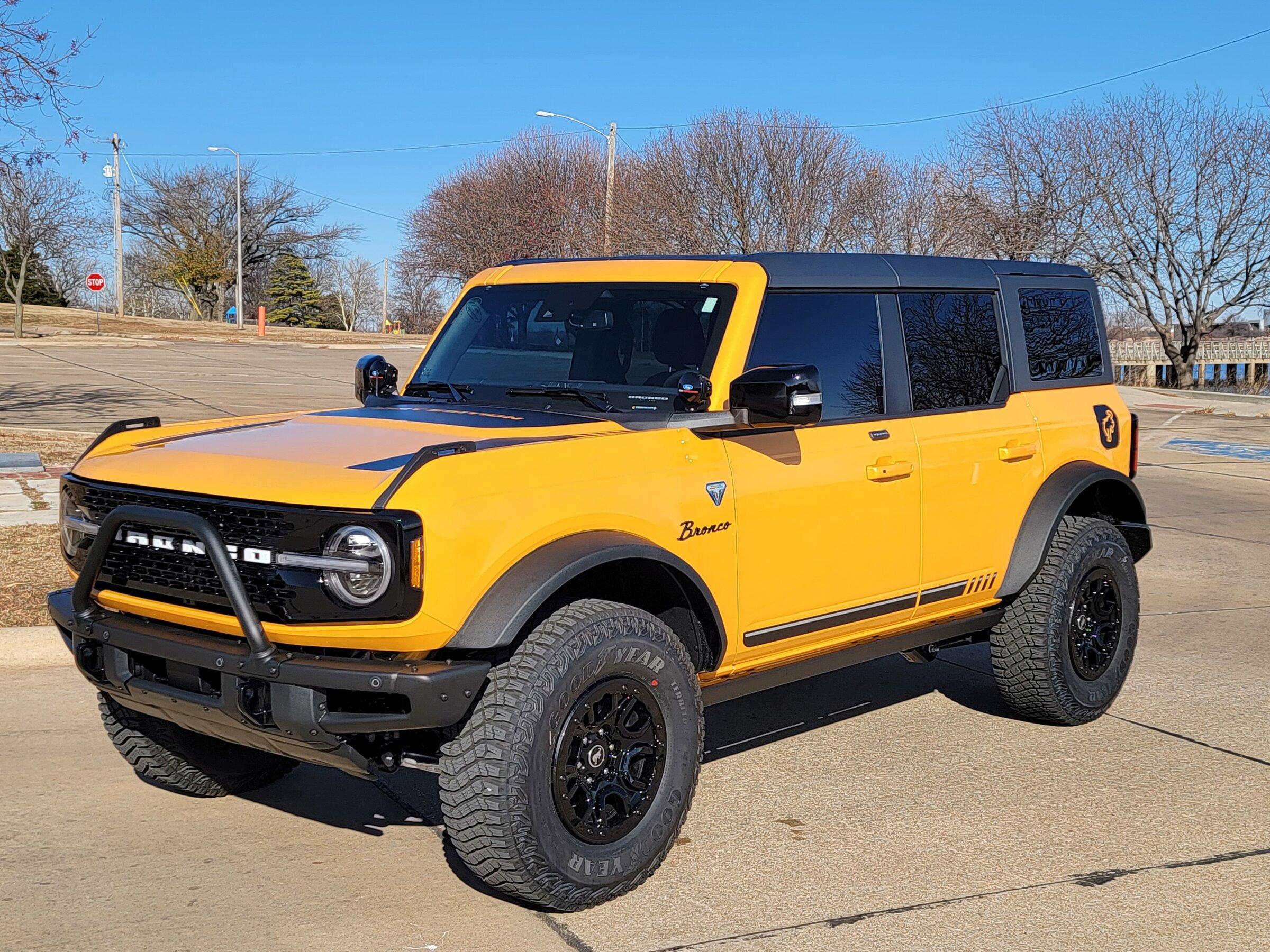 Ford Bronco CYBER ORANGE Bronco Club 20211220_134354