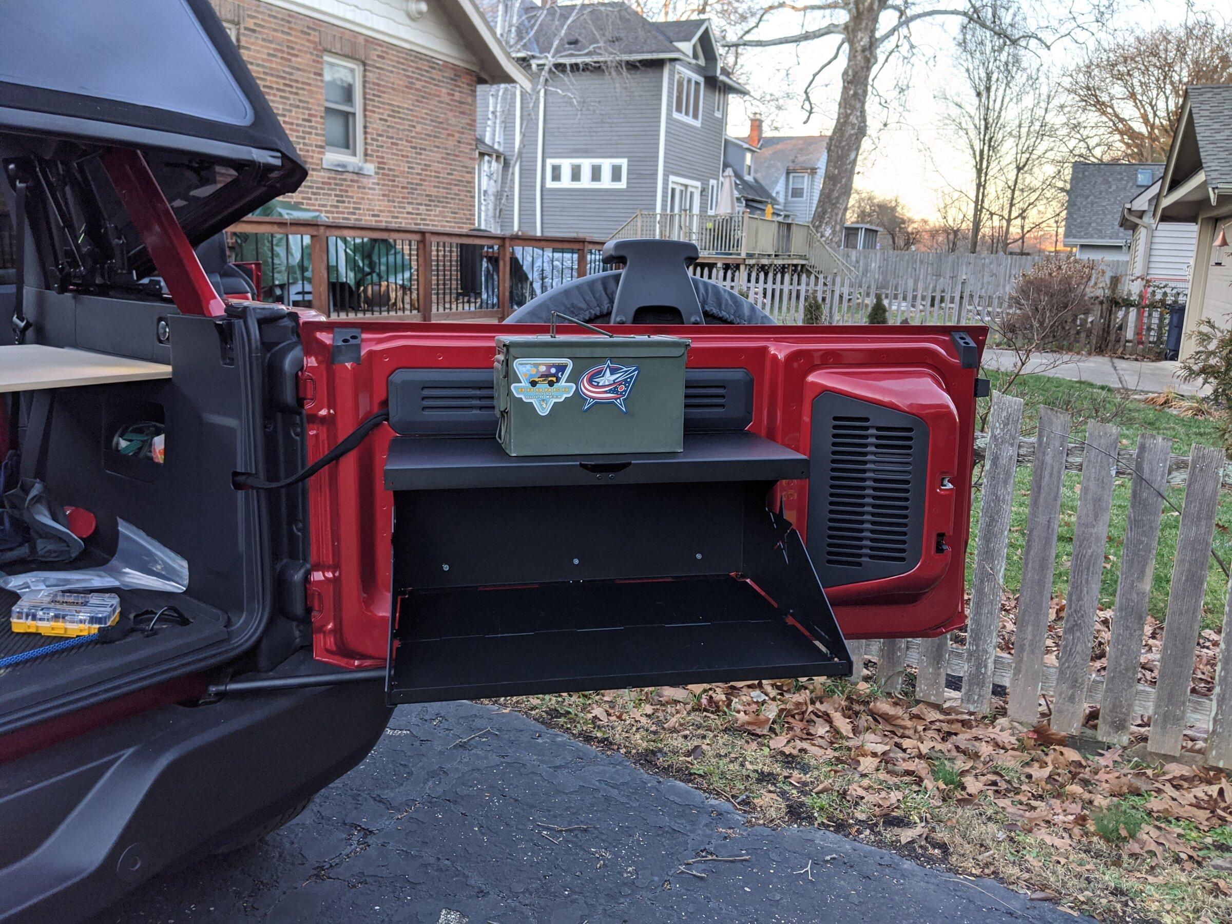 Ford Bronco RSE (Rock Slide Engineering) table installed IMG_20211221_165504