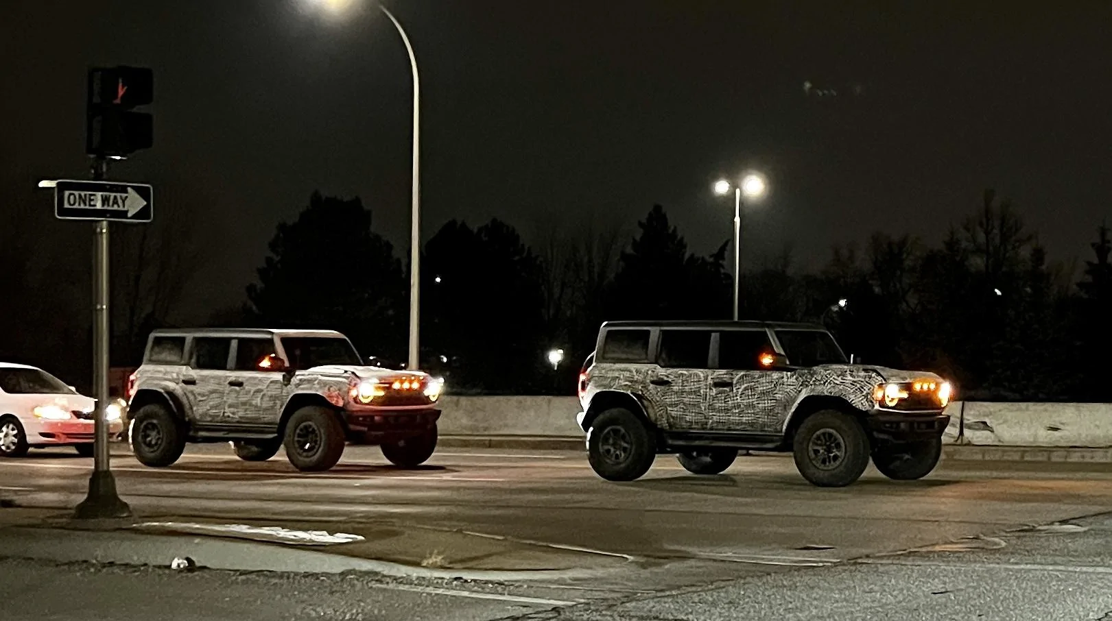 Ford Bronco Raptors at Night 1D5C2AAE-29D8-424C-B060-50A88E6F45C8