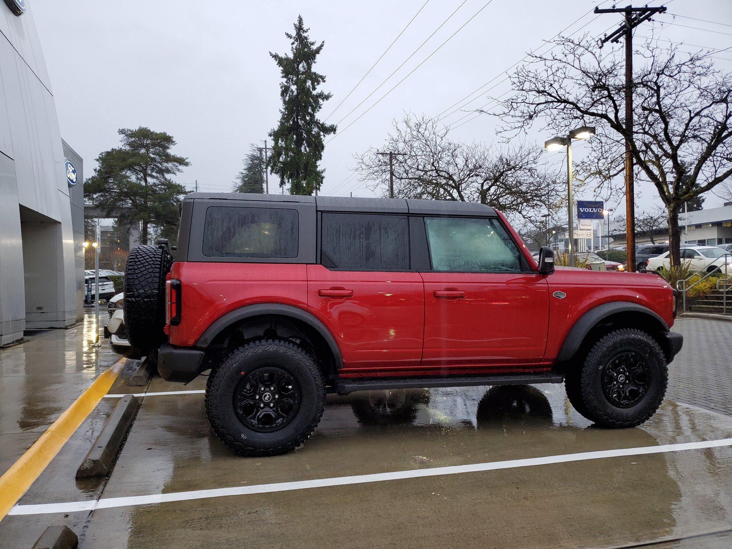 Ford Bronco Bronco is a Beautiful Beast. My Dealer Delivered. 20211222_155201