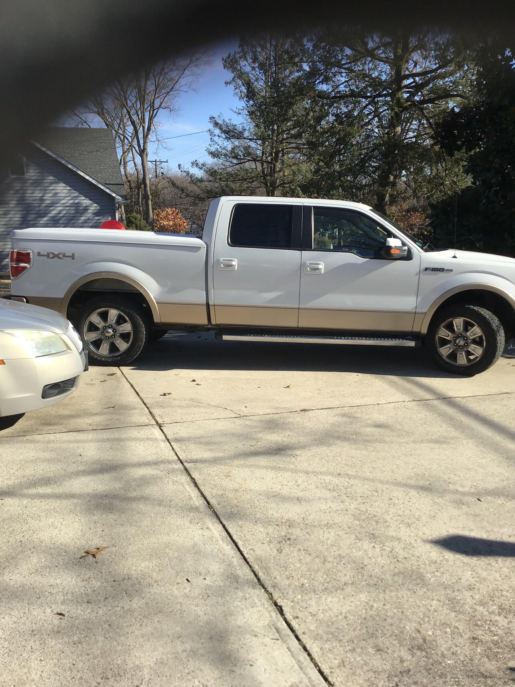 Ford Bronco Am I crazy? E960E5F4-DEAB-4155-BA6D-145B4E74F692