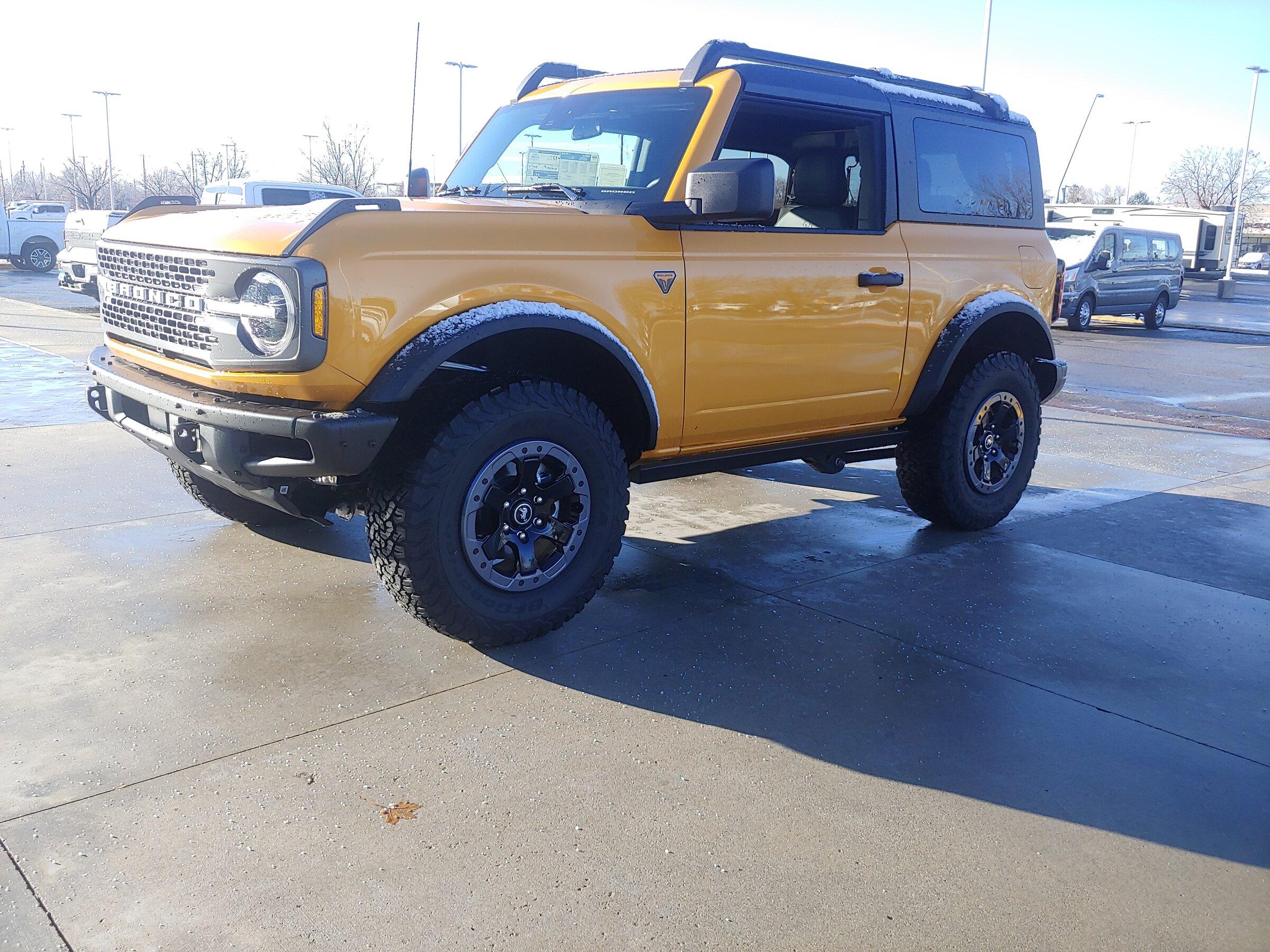 Ford Bronco Finally drove a 2dr 7MT Badlands 20211224_104452