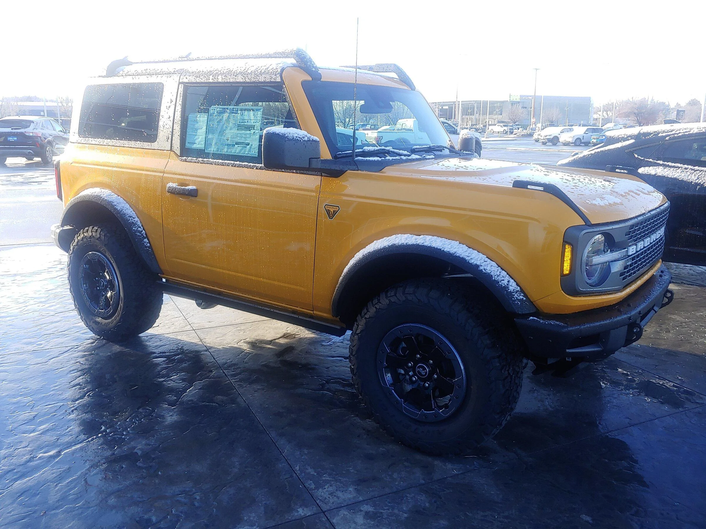 Ford Bronco Finally drove a 2dr 7MT Badlands 20211224_102011_HDR