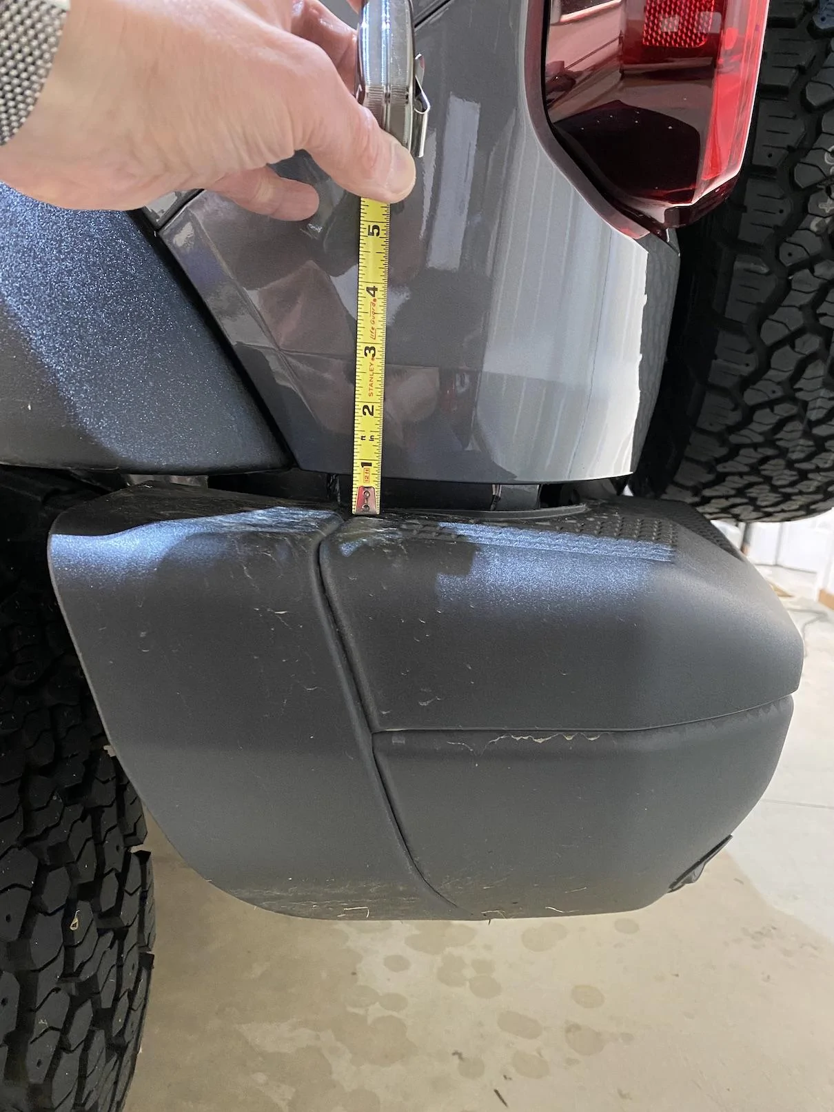 Ford Bronco Back bumper gap - 1 inch IMG_6348