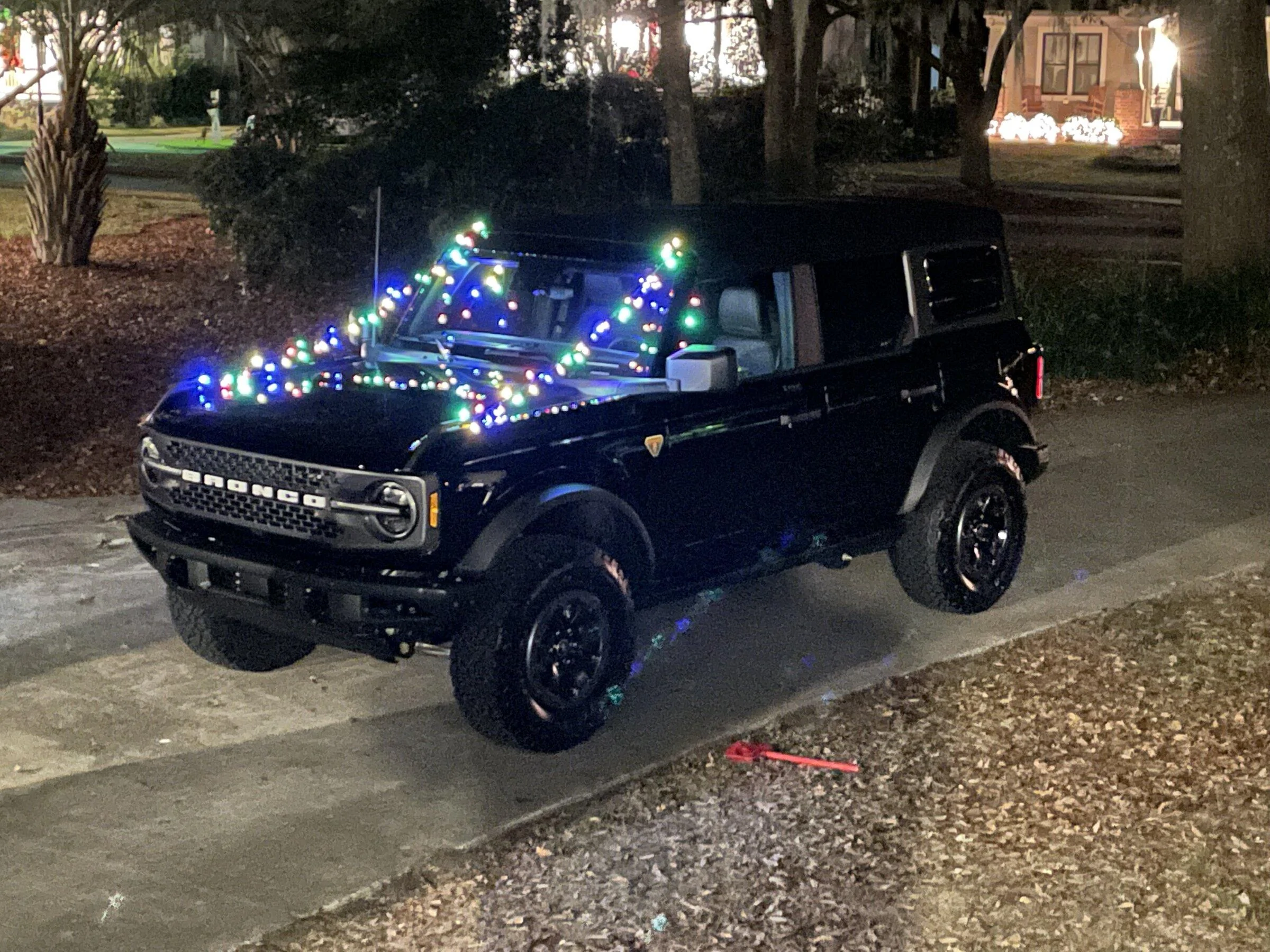 Ford Bronco Happy Holidays! 8CC25129-06D2-4317-8C0A-C6E76E6E2216