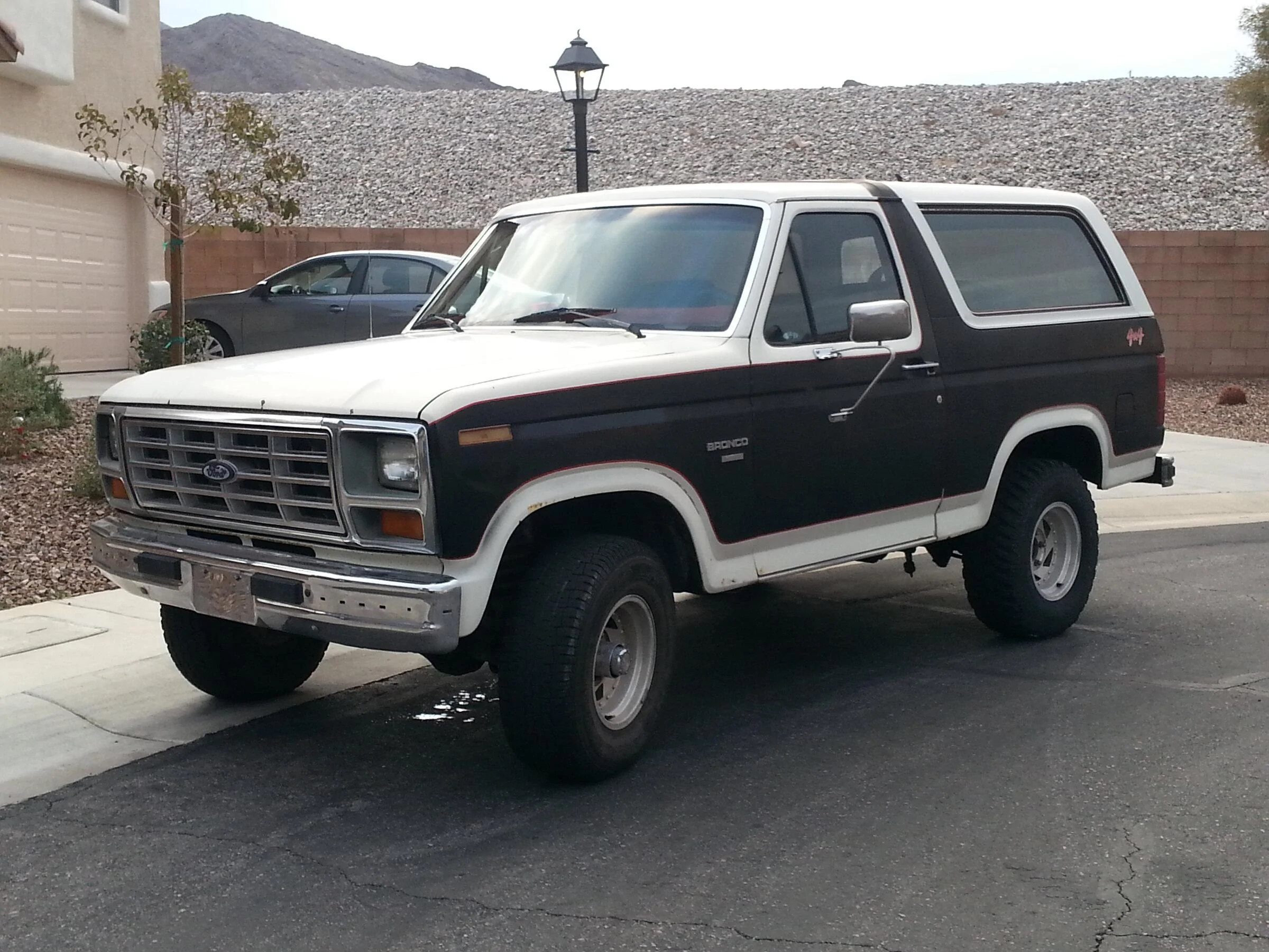 Ford Bronco 2-Door Bronco Glamour Shots? 20170212_164636