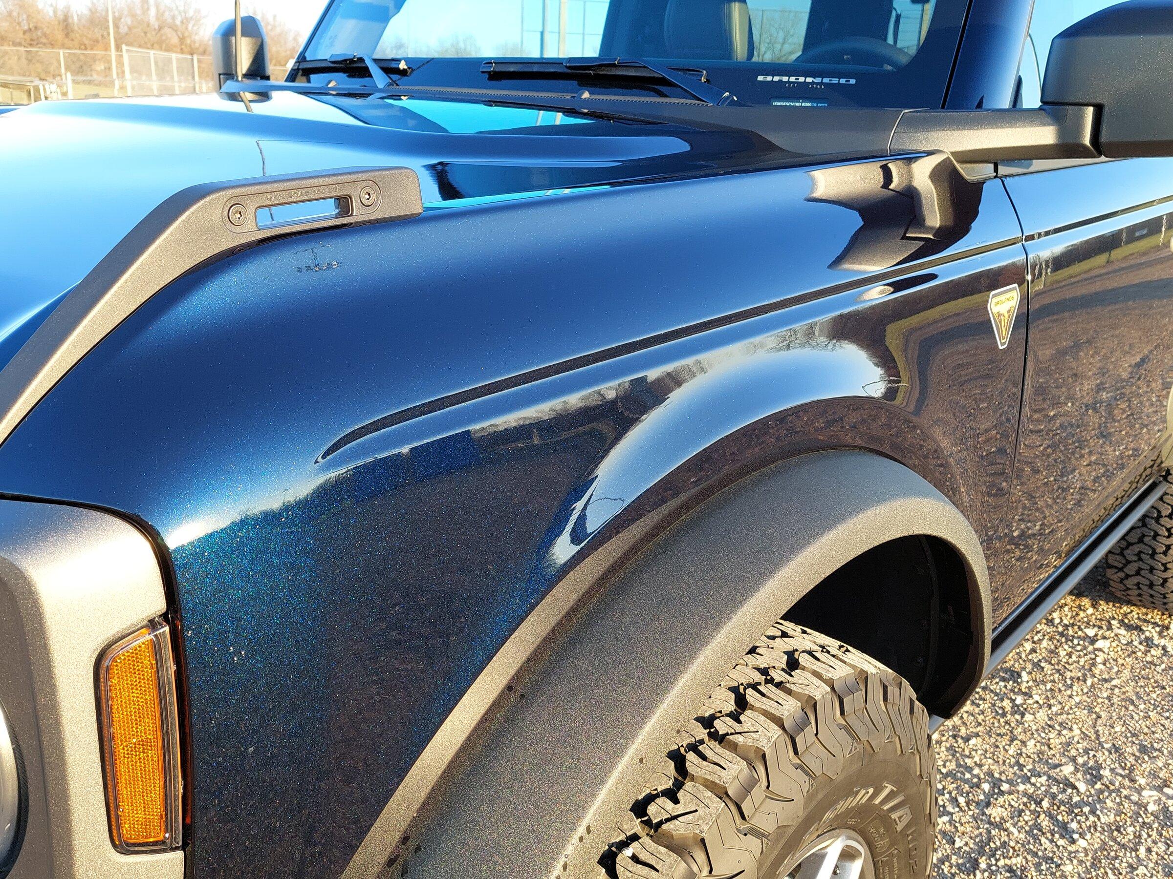 Ford Bronco ANTIMATTER BLUE Bronco Club 20211220_161209