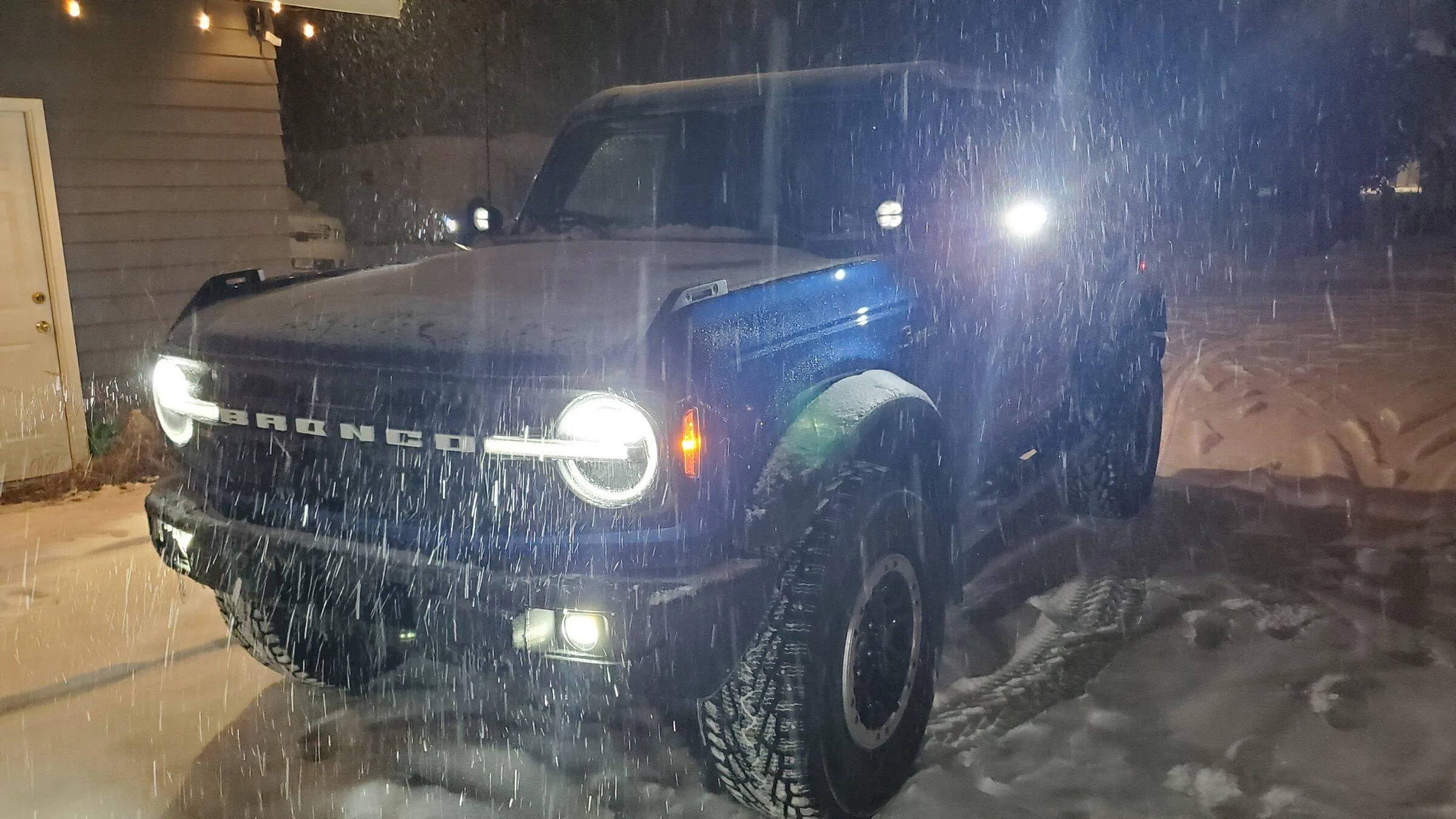 Ford Bronco Share your snowy Bronco pics! 20211220_172524