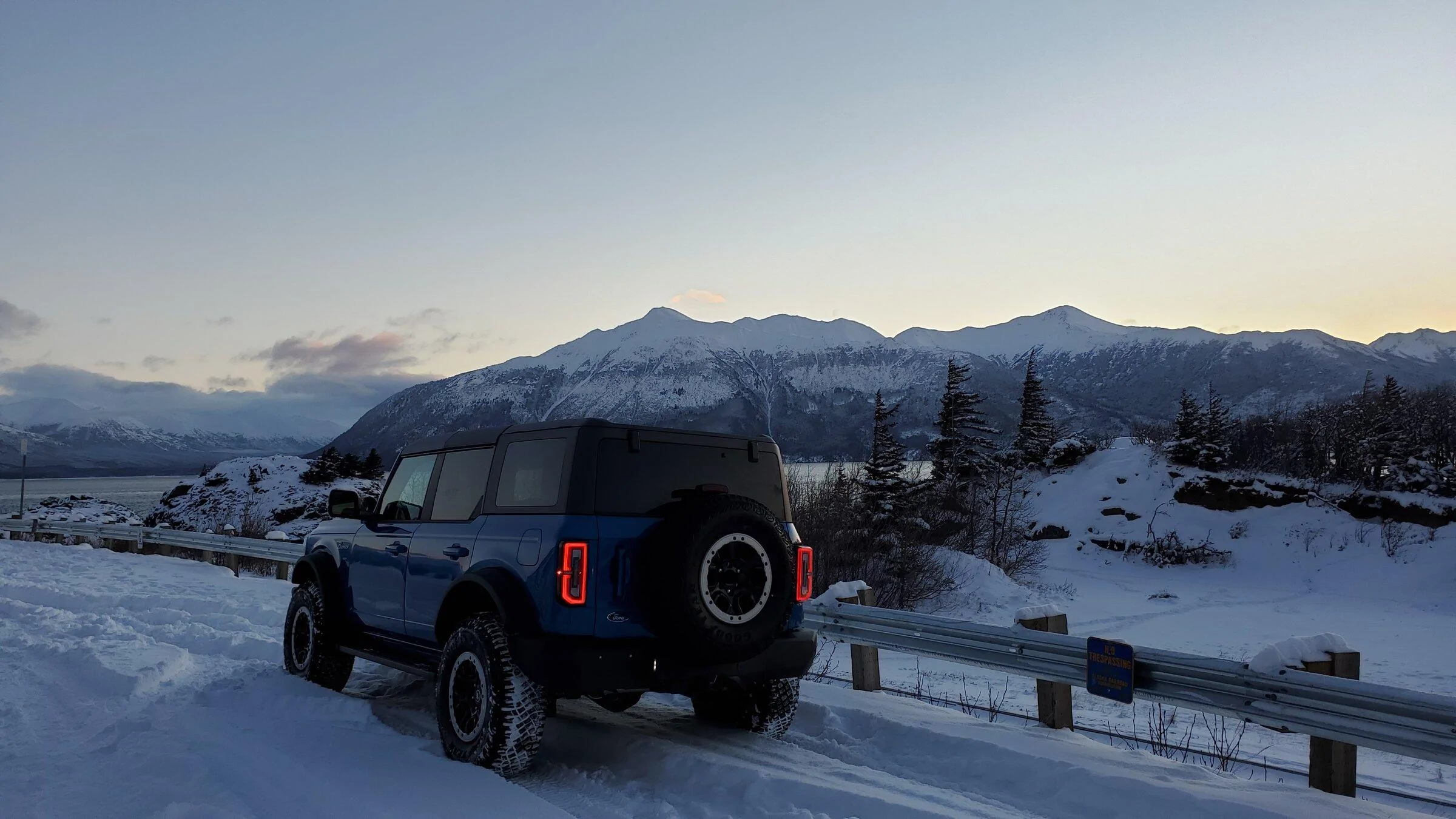 Ford Bronco Share your snowy Bronco pics! 20211113_161414