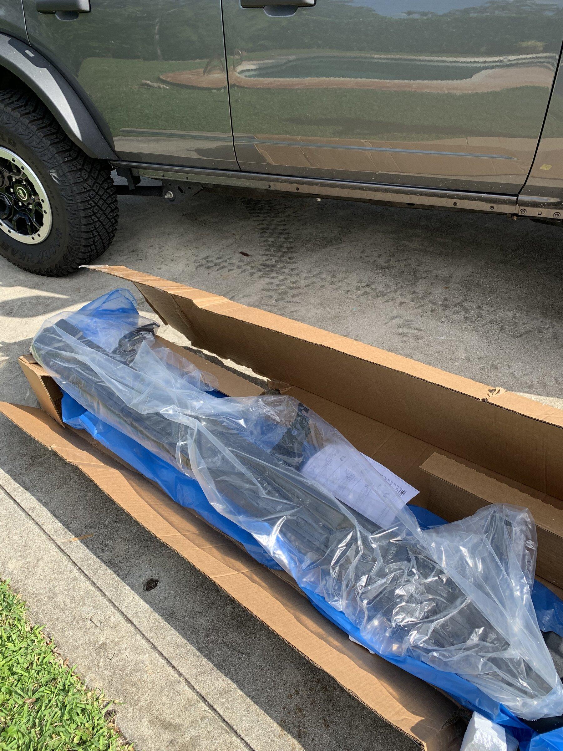 Ford Bronco Show Your Christmas Bronco Swag C26CE6BA-1B5F-4717-8895-B8E84E283804