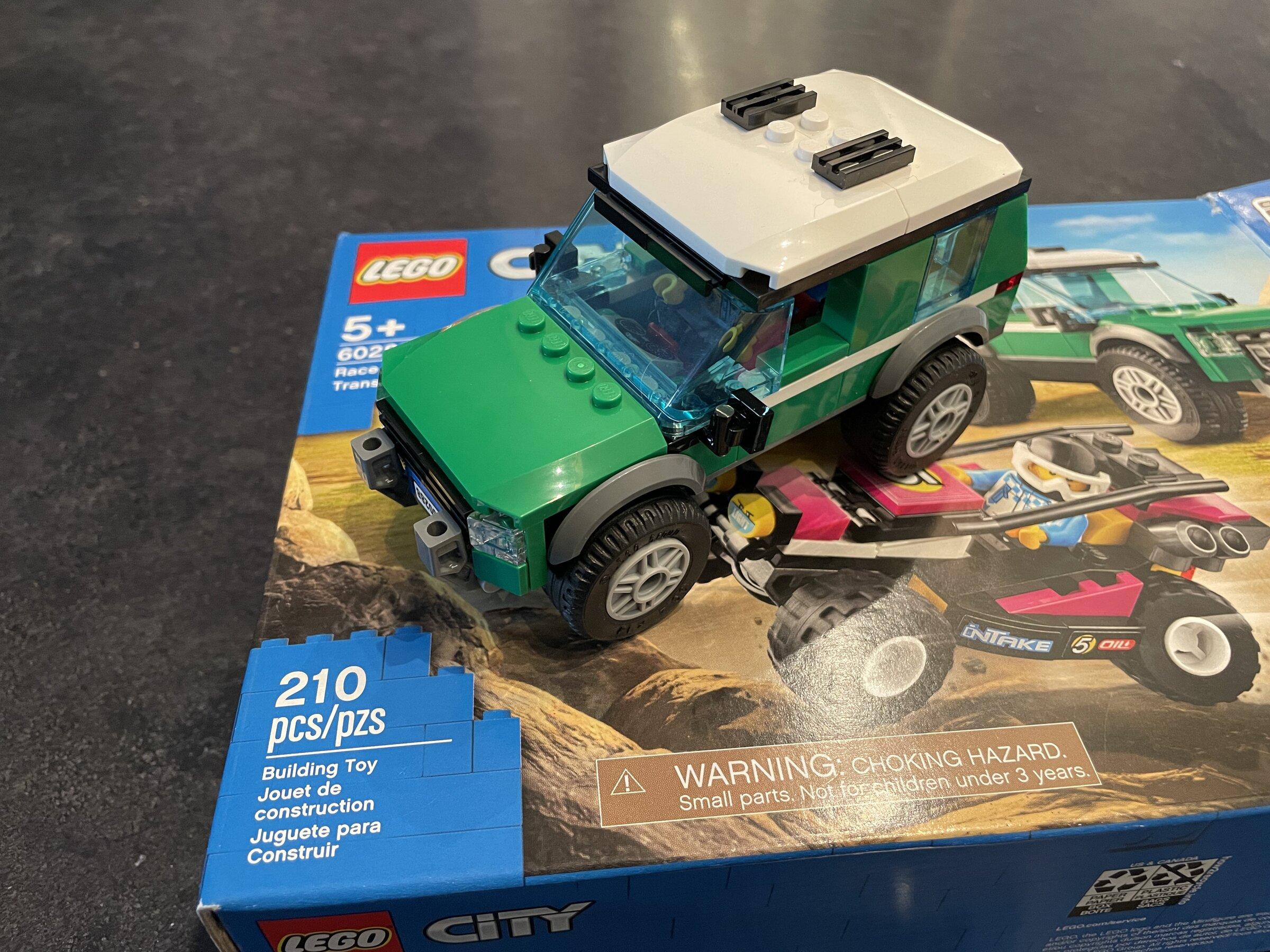 Ford Bronco Show Your Christmas Bronco Swag 10859133-864D-4284-B3C5-C8096CFABF51