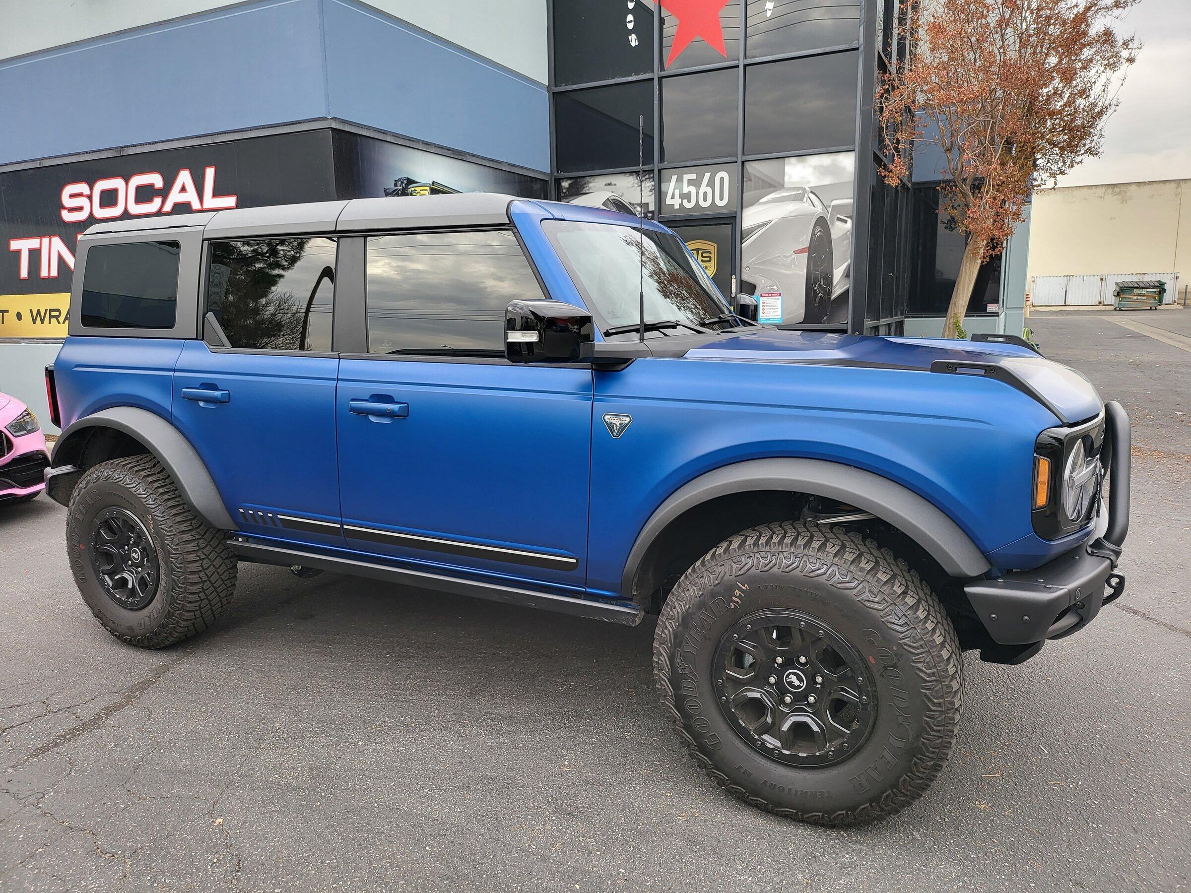 Ford Bronco LIGHTNING BLUE Bronco Club 20211222_155402