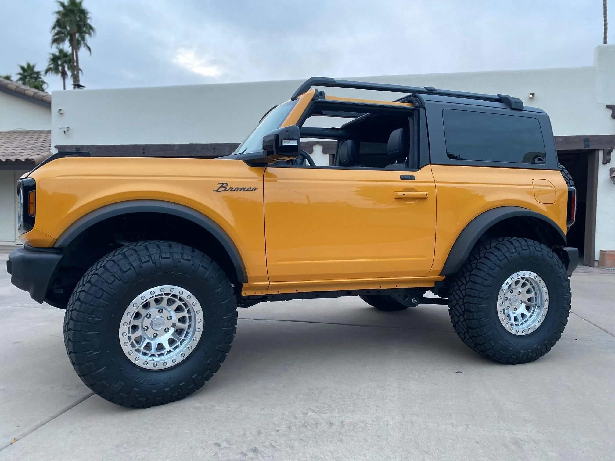 Ford Bronco 2-Door WILDTRAK ON 37'S, BEADLOCKS, & RPG LIFT Bronco1