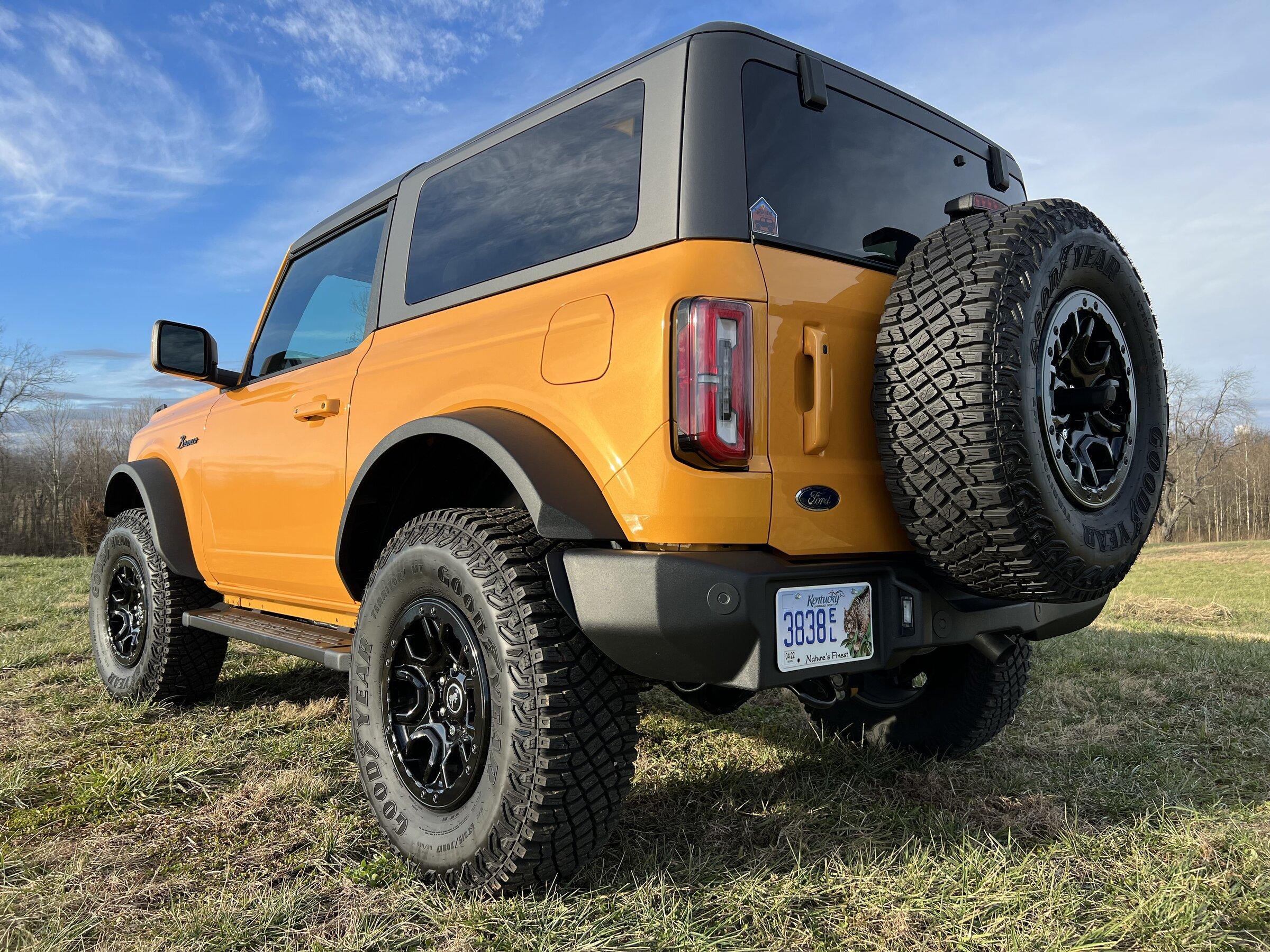 Ford Bronco Behold the WILD BANKS / OUTER TRAK E2AF4127-09CF-4054-A4A1-863D30979EEF
