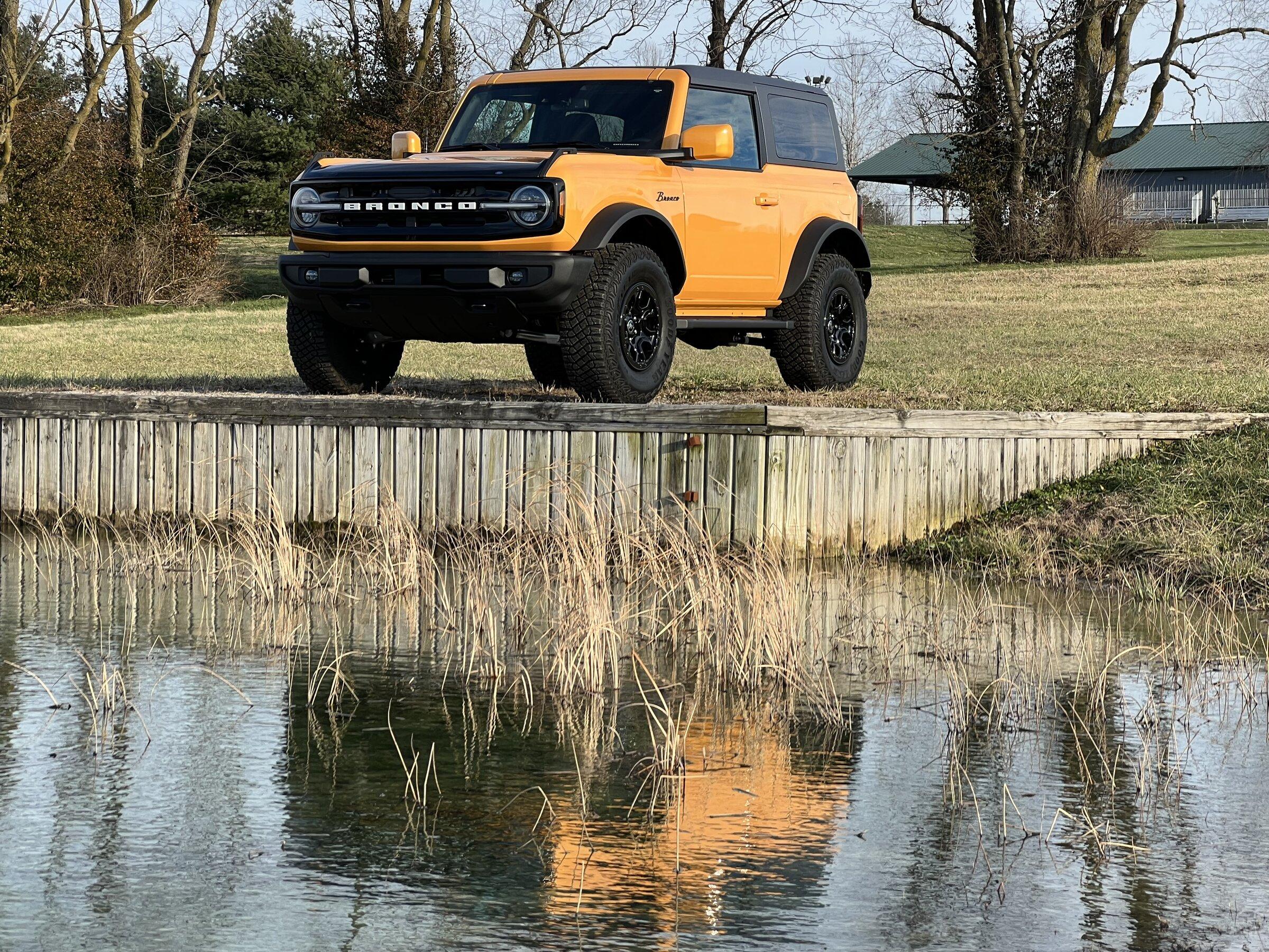 Ford Bronco Behold the WILD BANKS / OUTER TRAK E0F0AB2B-9220-4D87-AE1F-4F06B767216A