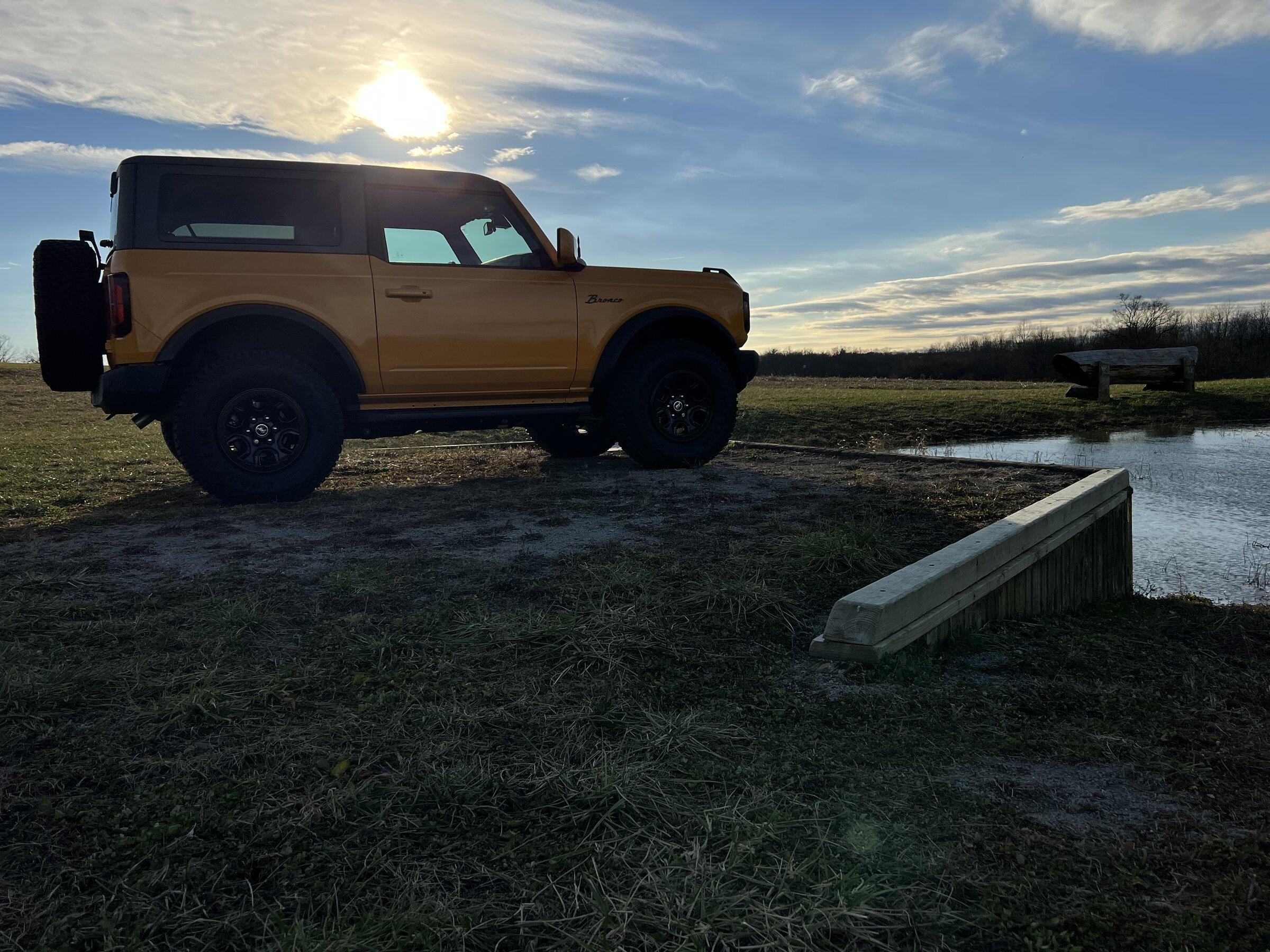 Ford Bronco Behold the WILD BANKS / OUTER TRAK CCFB9DC2-B382-4332-92B9-B4D942276A59