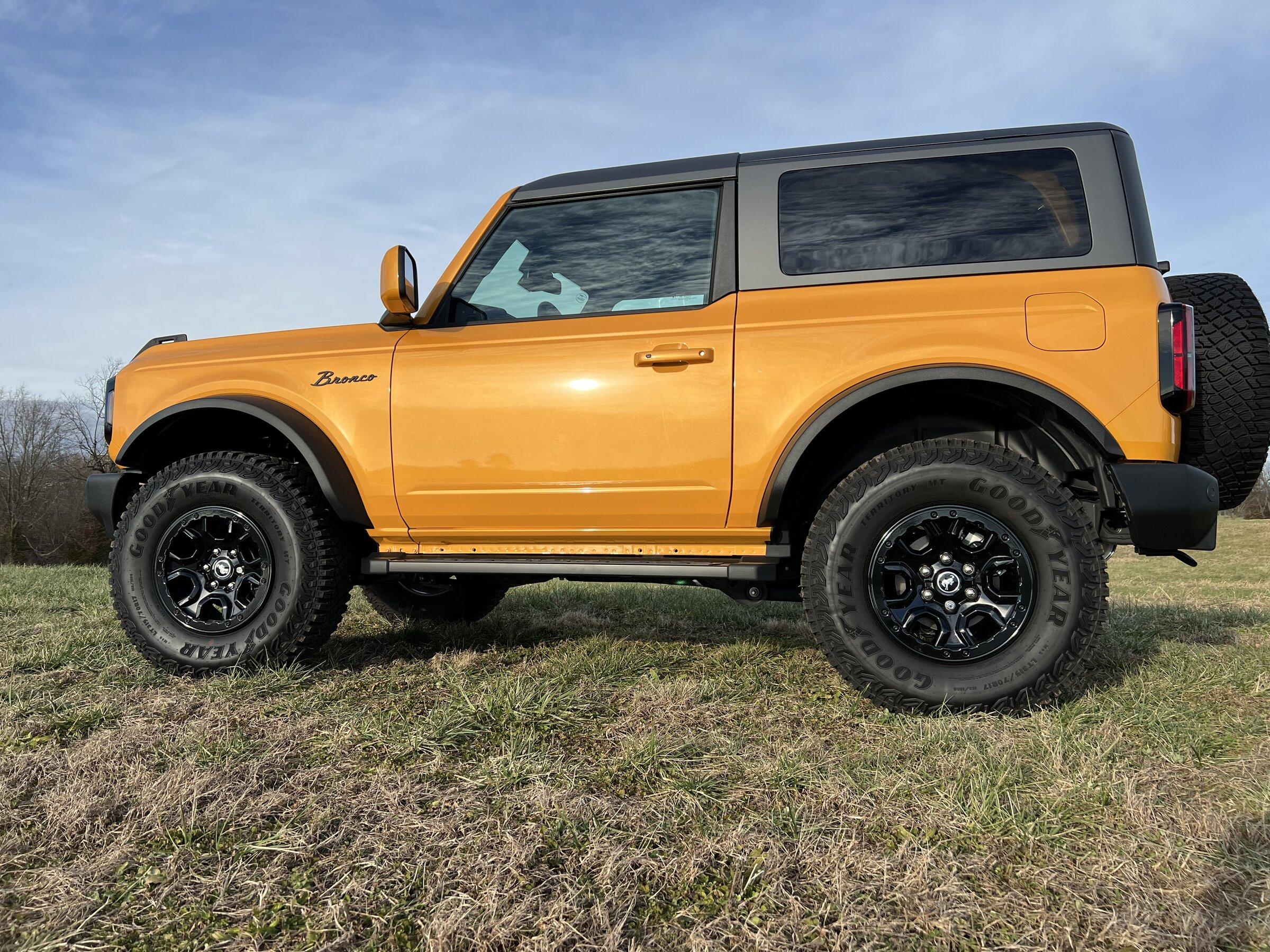 Ford Bronco Behold the WILD BANKS / OUTER TRAK B9B3228D-19A3-4019-B23C-7A9D1DE7A6D0