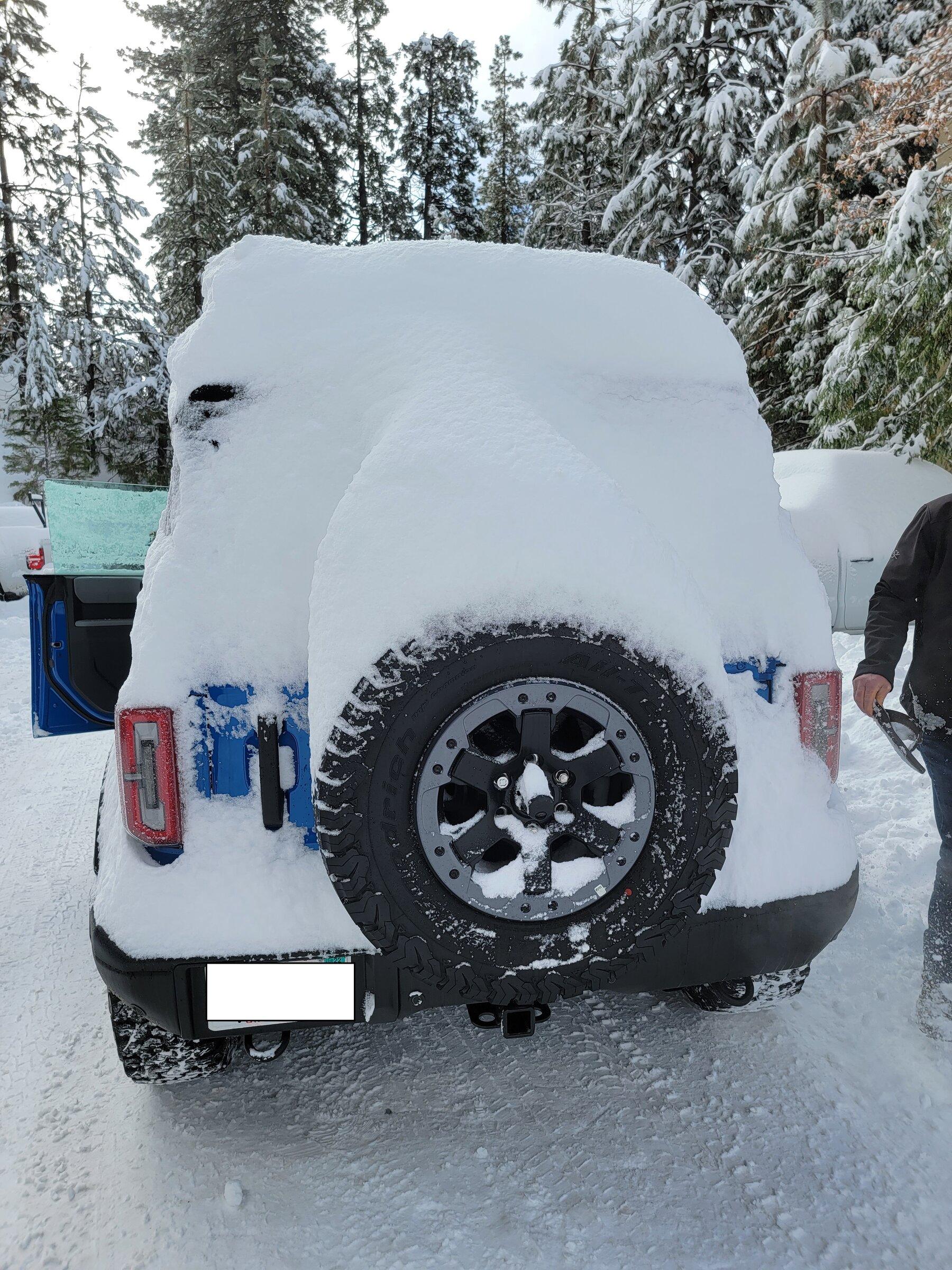 Ford Bronco Soft Top Bronco Survives Its First Snow Trials 20211226_103021_2