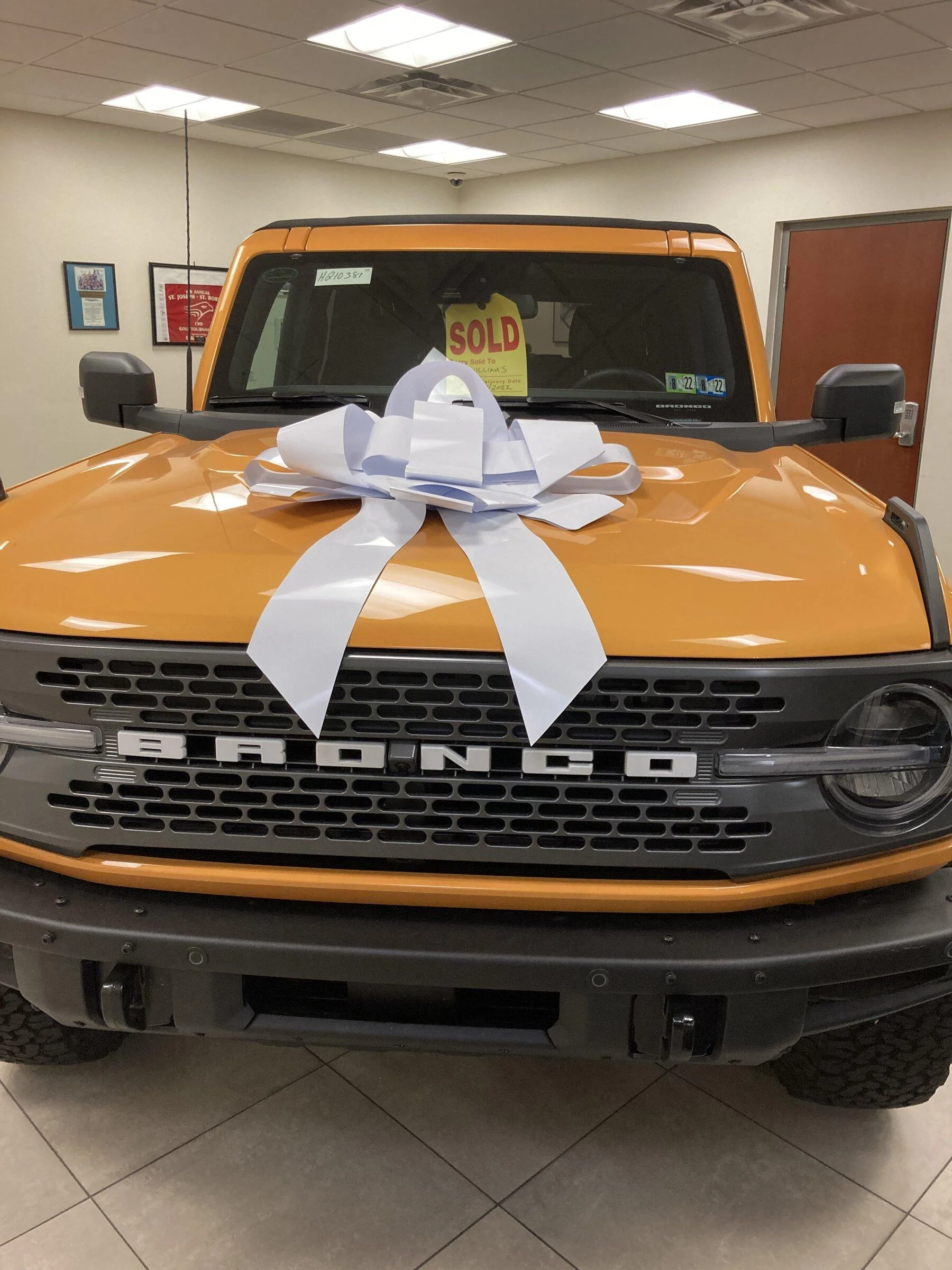 Ford Bronco Chapman Of Horsham with @dealerinsider 78539277-2803-4013-B34F-203C91989D86