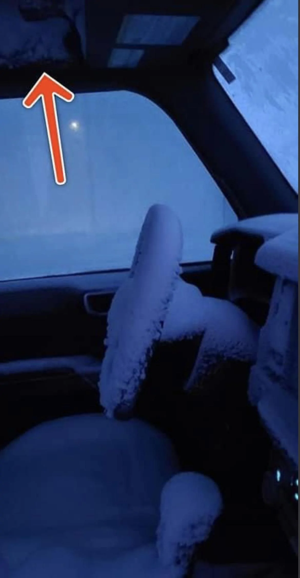 Ford Bronco Snow breaches inside of Bronco w/ soft top during blizzard claims owner D4478EE7-4F69-483F-A5FE-280445DF3C1F