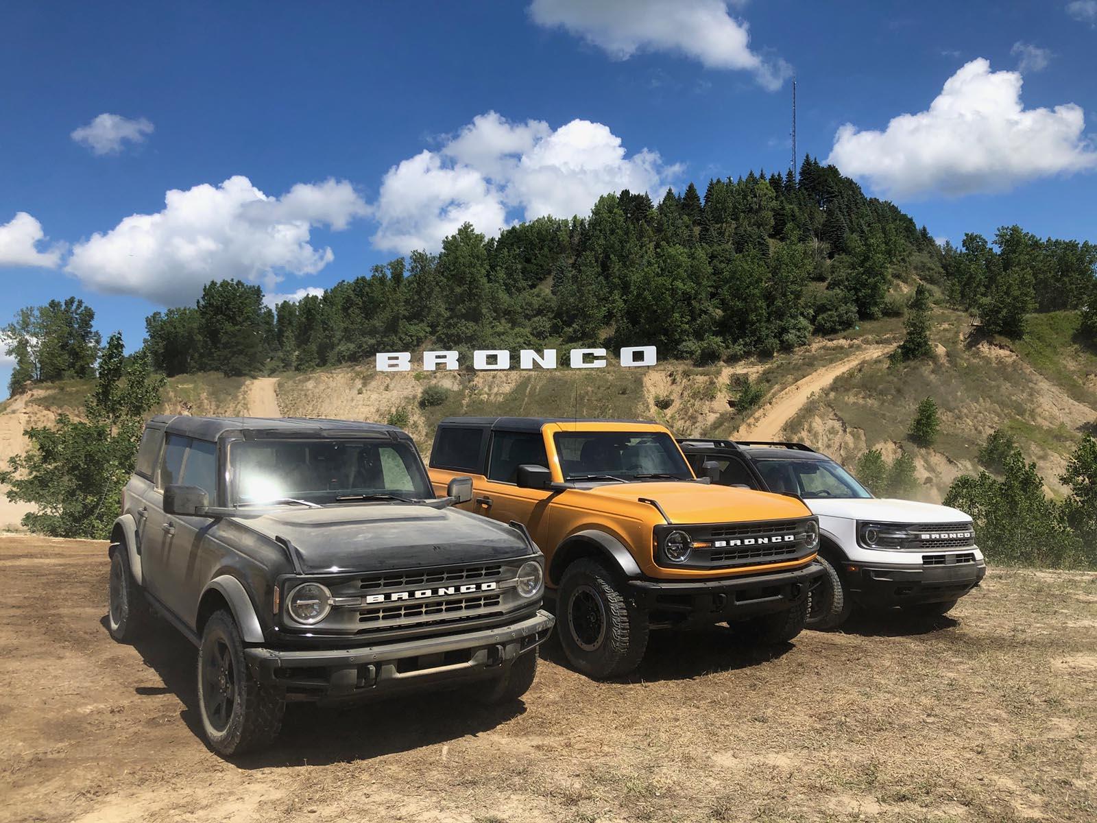 Bronco-Family-with-sign.jpg