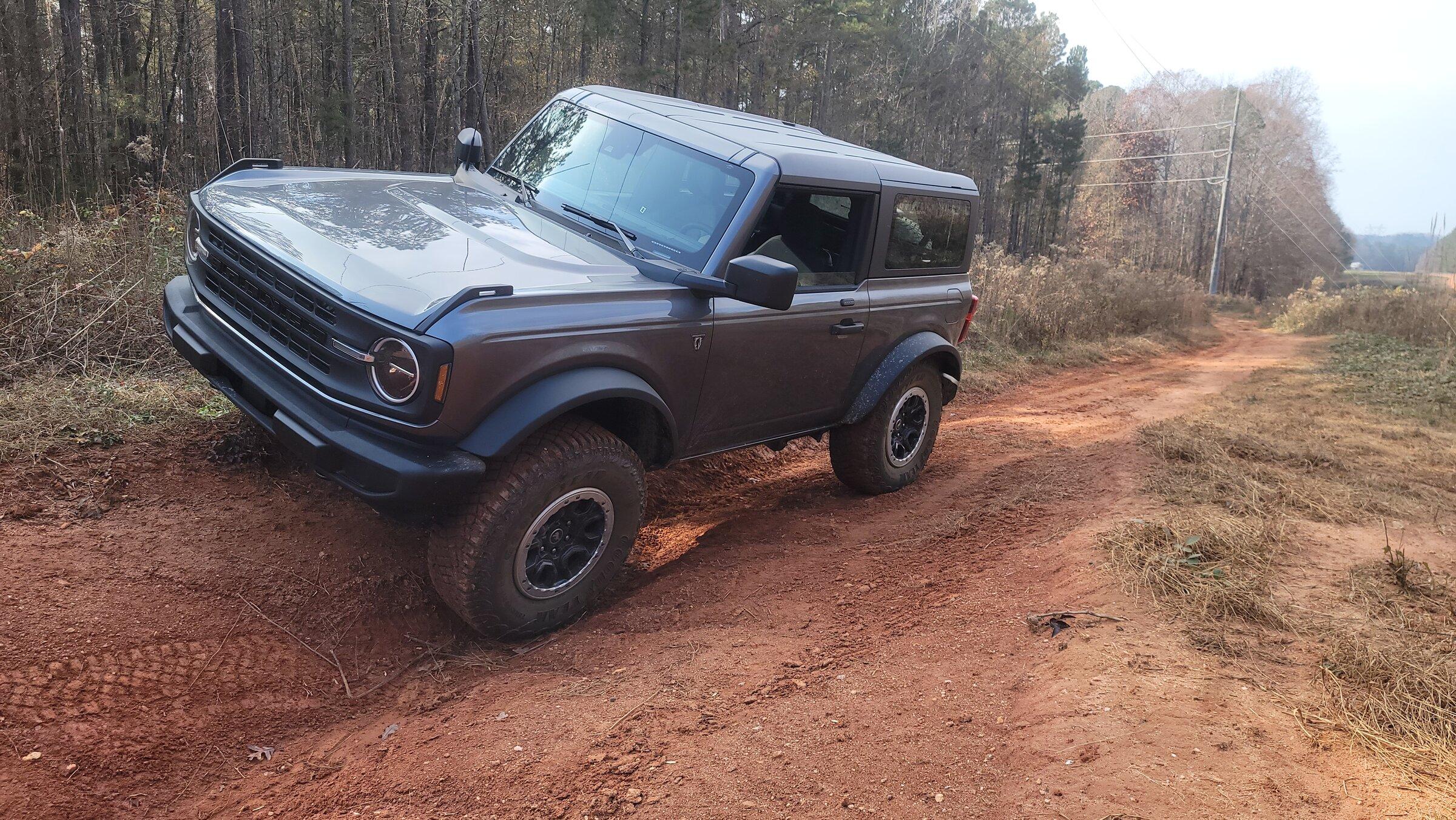 Ford Bronco CARBONIZED GRAY Bronco Club 20211205_113736