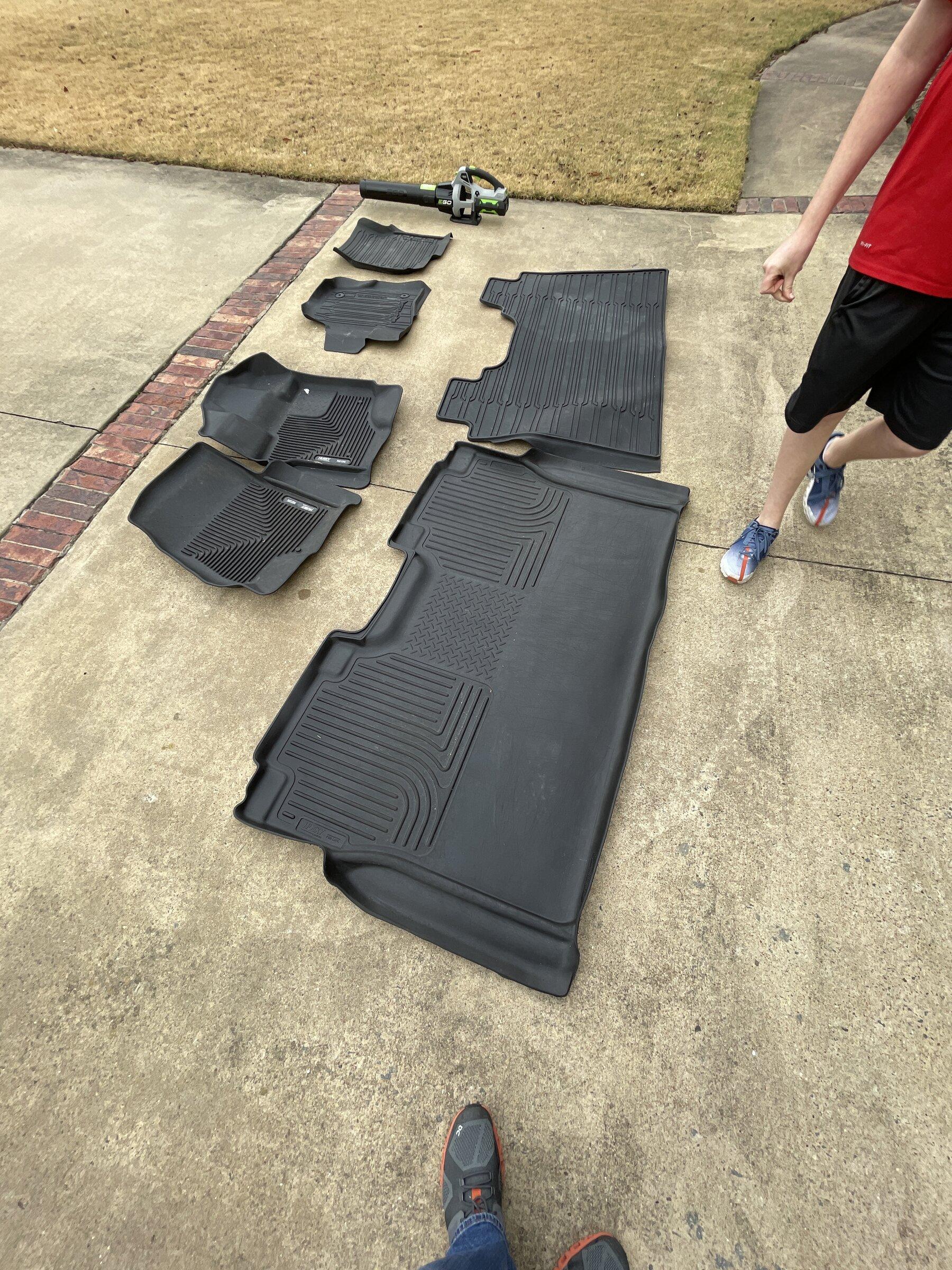 Ford Bronco Best Heavy Rubber Floor Mats? 0673D927-59D3-45B8-93D2-A200DC9EC173