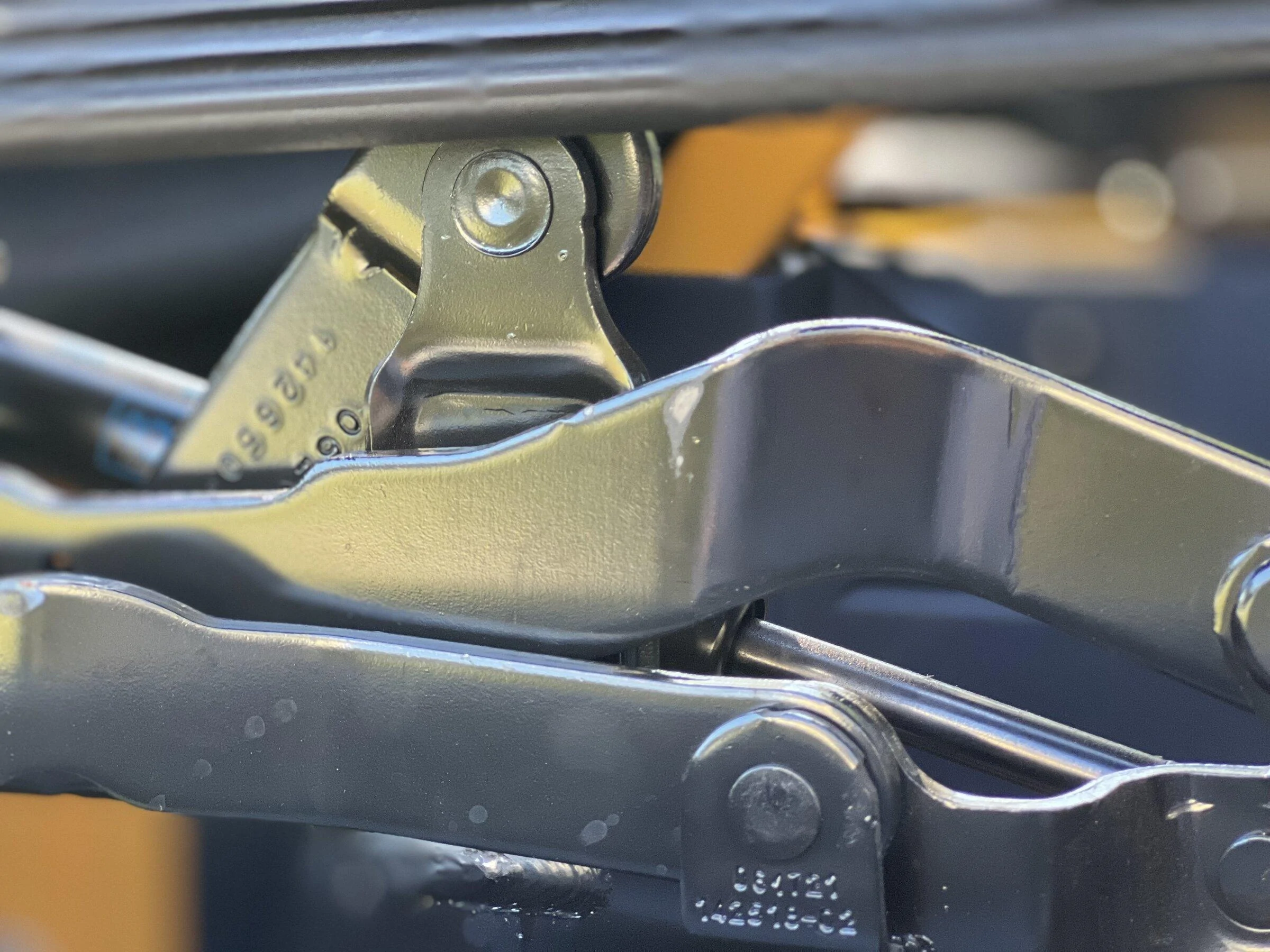 Ford Bronco Soft Top Rattle When Down - Possible Resolution 9440B007-C647-40D0-B136-9D0A804CDDAE