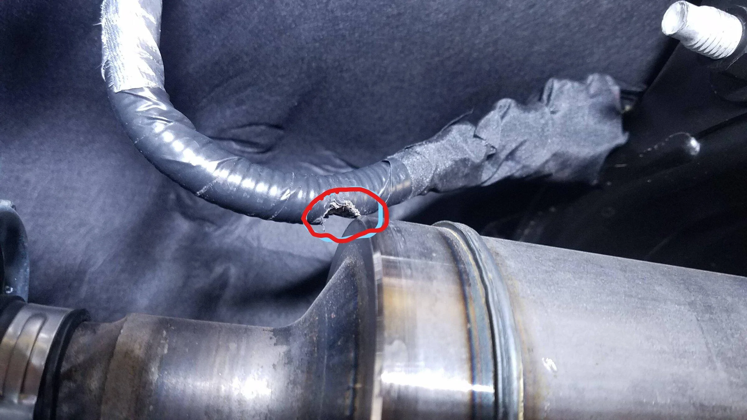 Ford Bronco Wire harness rubbing against drivetrain... wires rubbing bronco