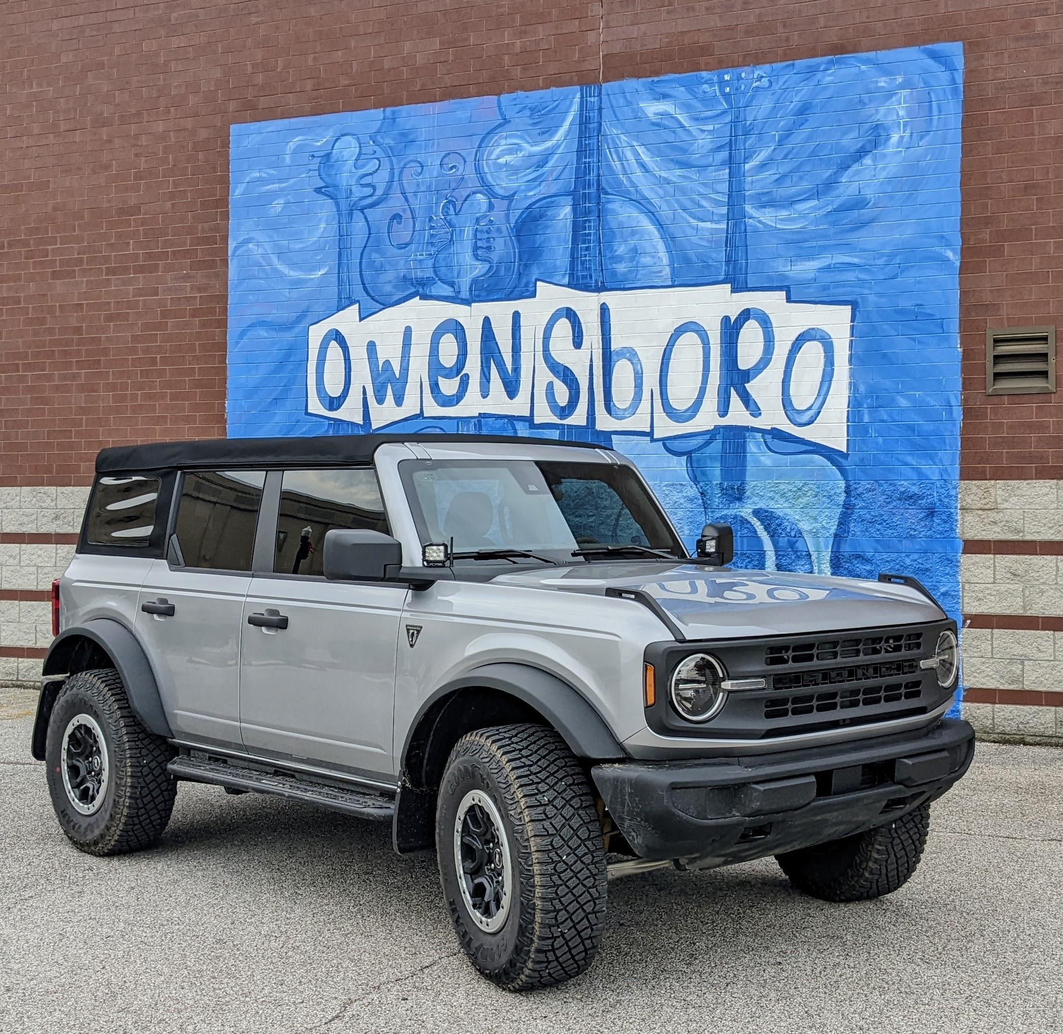 Ford Bronco ICONIC SILVER Bronco Club PXL_20211231_213611453.MP