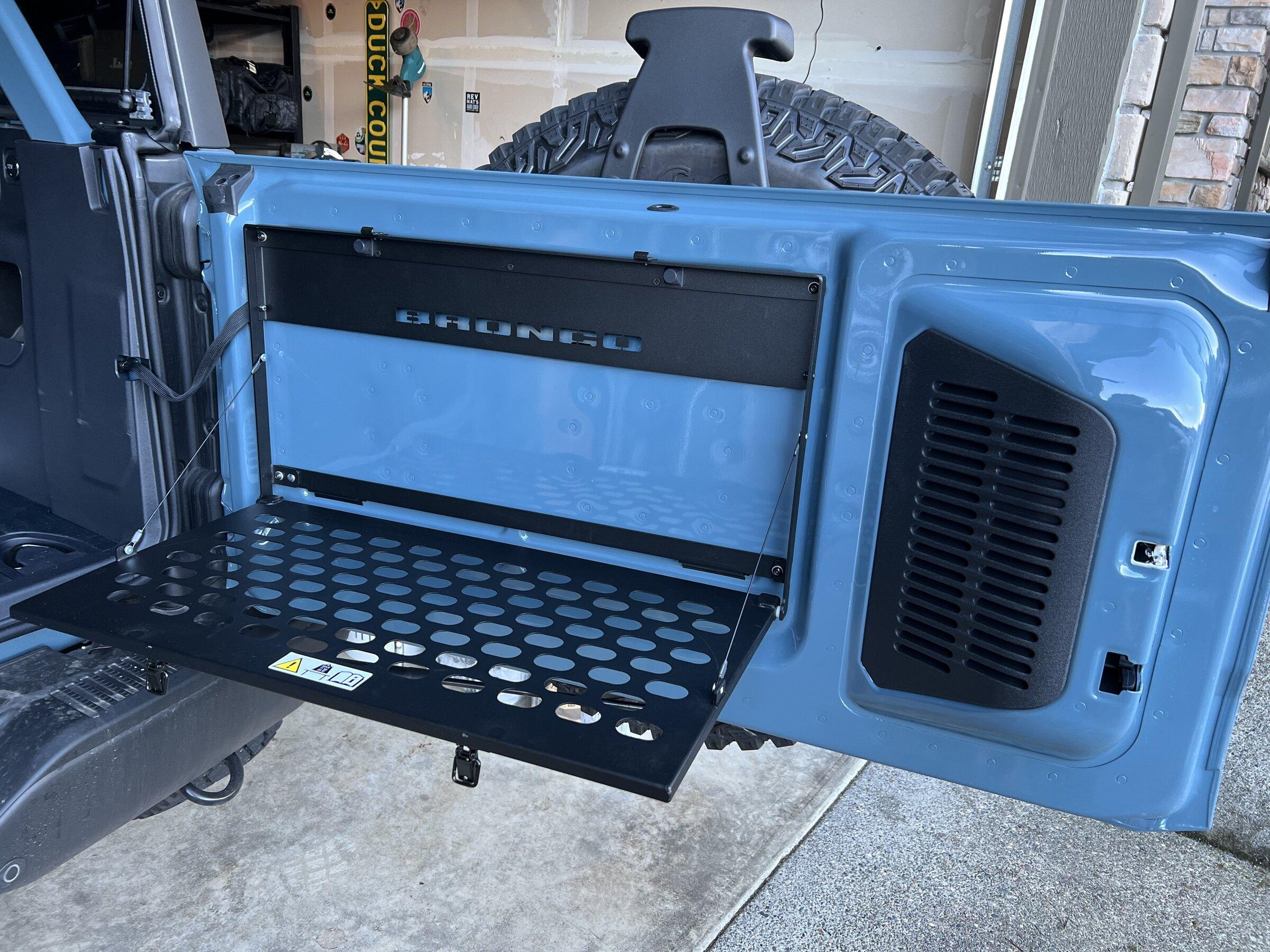 Ford Bronco Tailgate table install table1