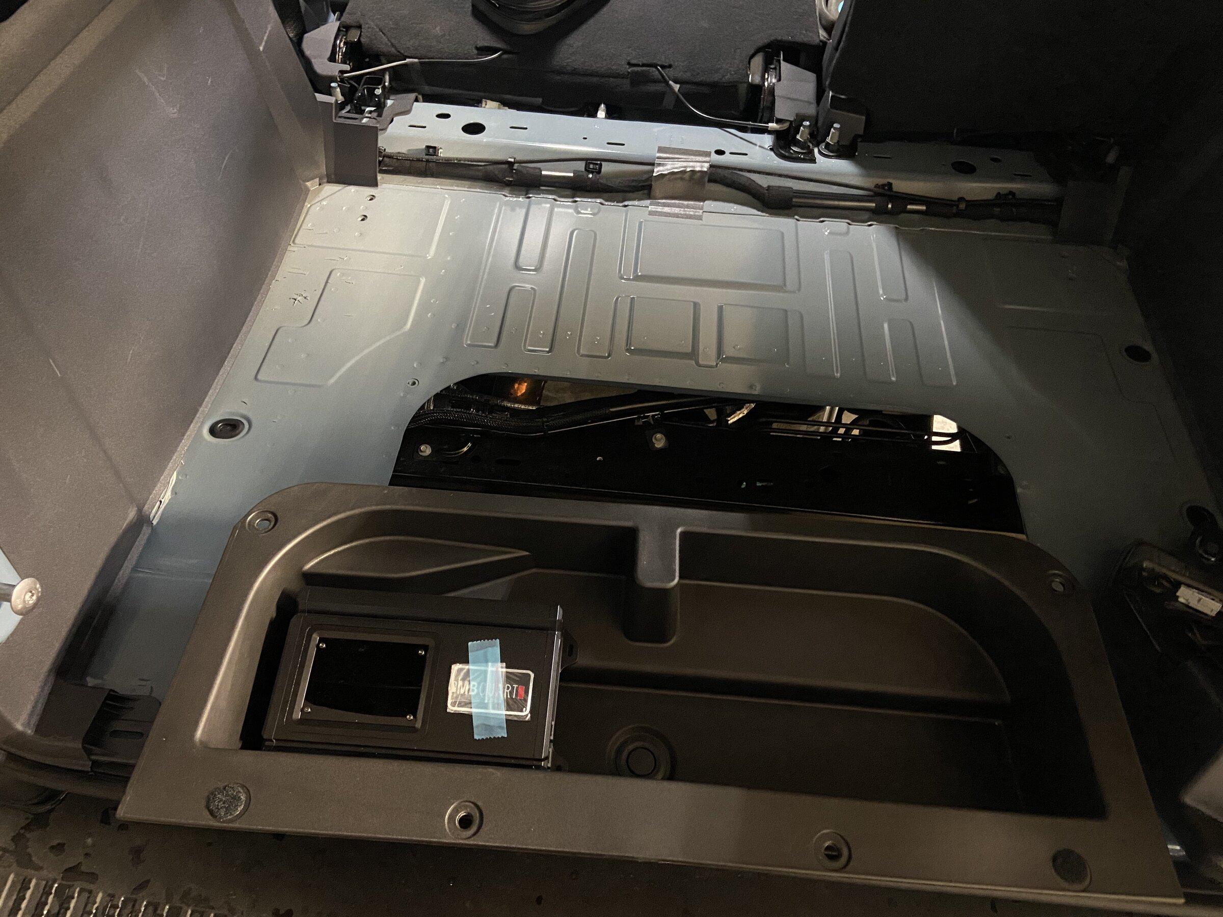 Ford Bronco Upgrading and amplifying rear pods - removing panels IMG_5349