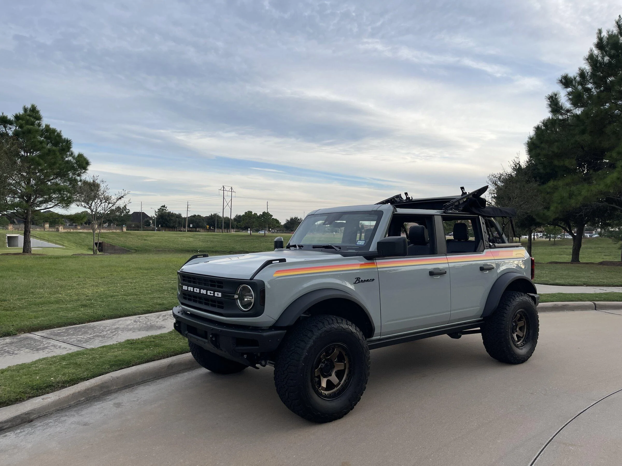 Ford Bronco CACTUS GRAY Bronco Club Bronco QTR