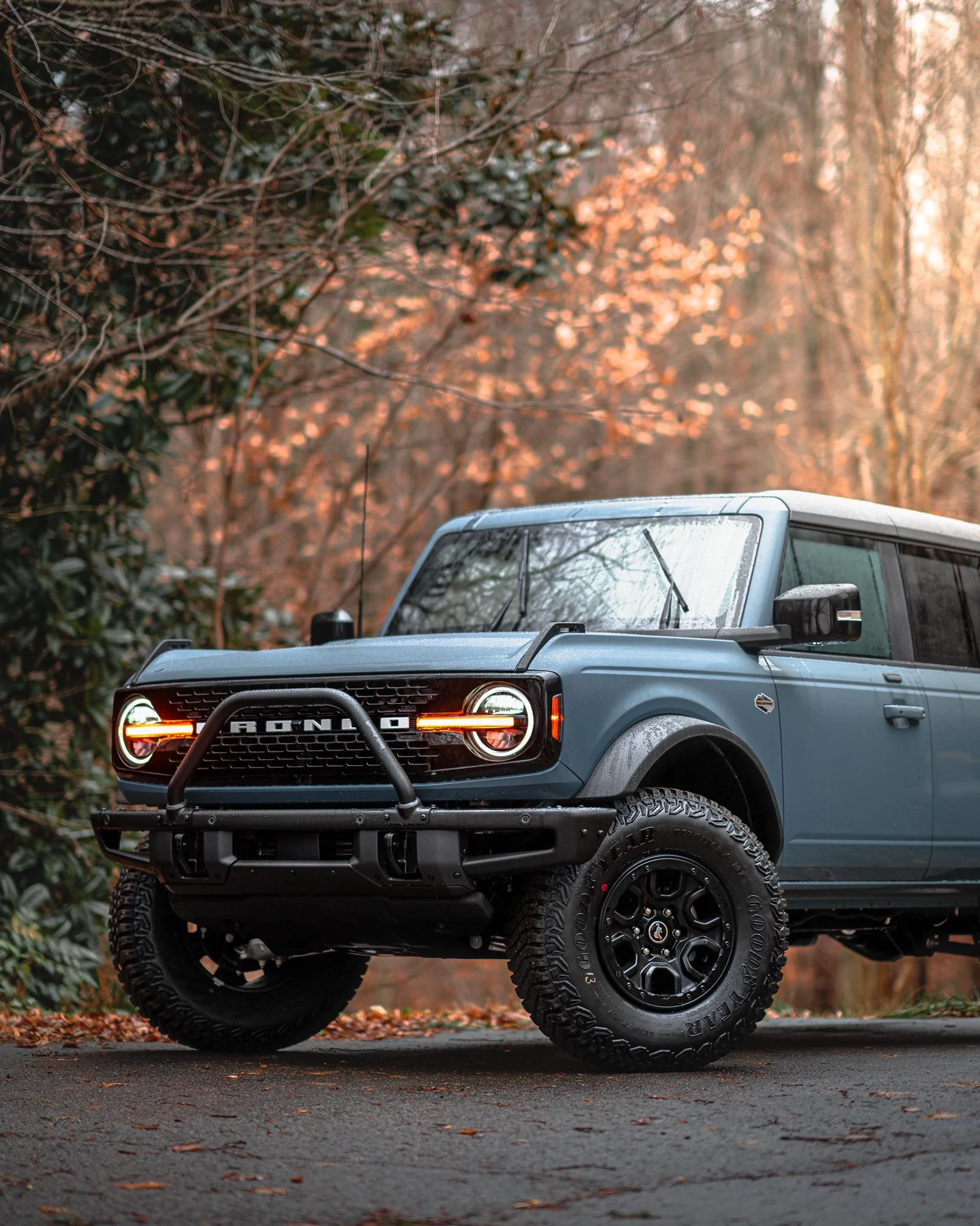 Ford Bronco AREA 51 Bronco Club 8qF0bLB