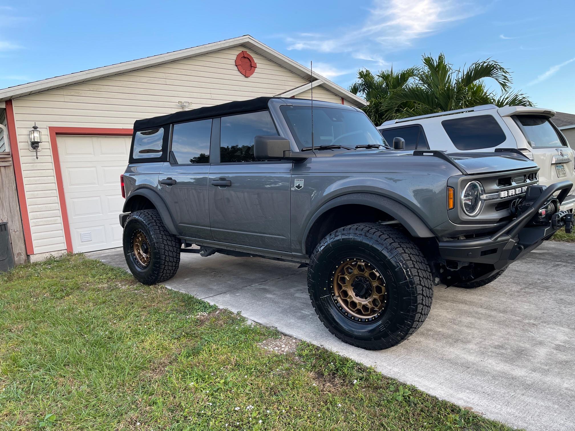 Ford Bronco Show us your installed wheel / tire upgrades here! (Pics) IMG_9630
