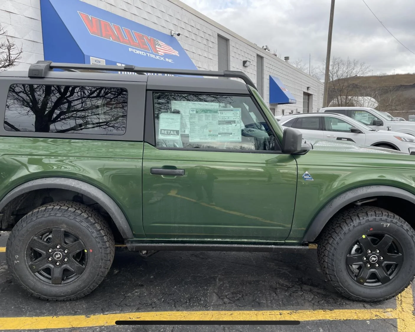 Ford Bronco My Eruption Green 2022 Bronco delivered! 074D57C3-36D4-4747-820F-033D484830A5