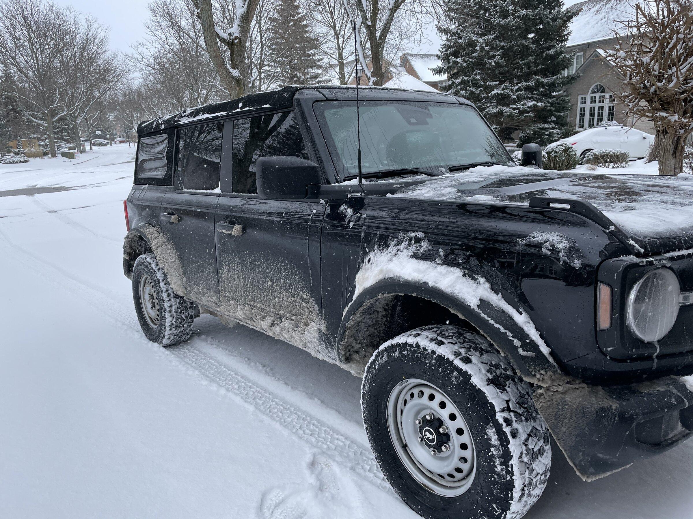Ford Bronco Share your snowy Bronco pics! 99933308-CC70-4F48-B5E7-092DFC40FBD0