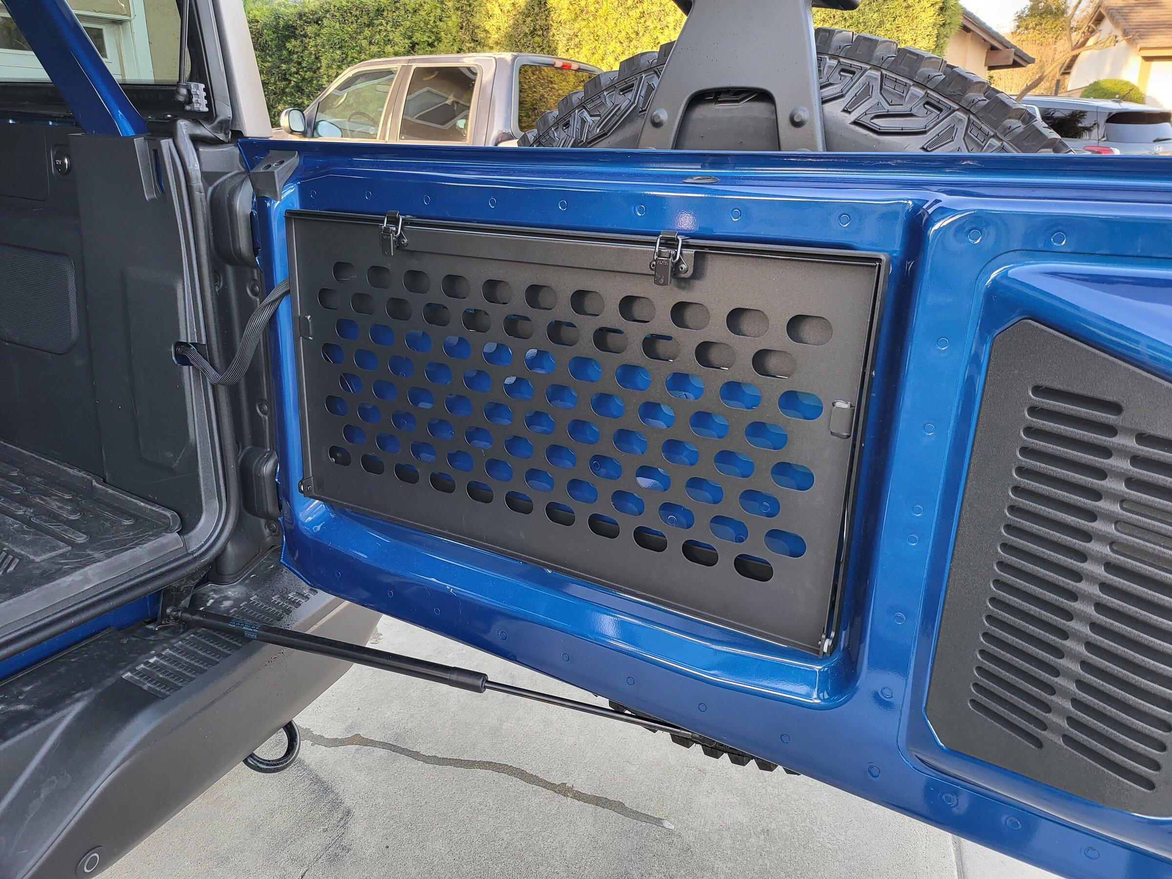 Ford Bronco PPF Stealth Satin Wrapped Lightning Blue First Edition Bronco and now Stirrups! 20220103_160254