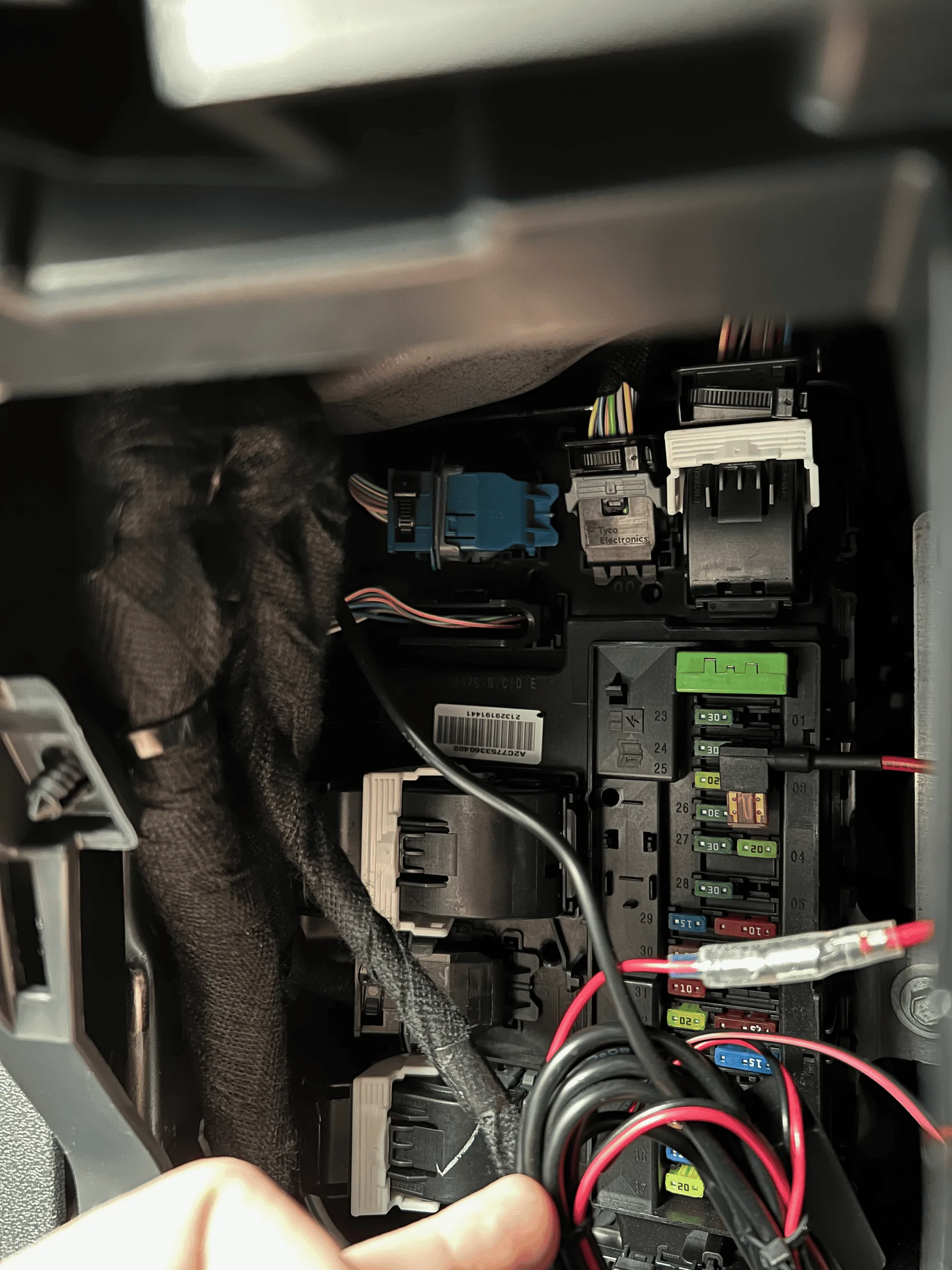 FuseboxWireRouting.png