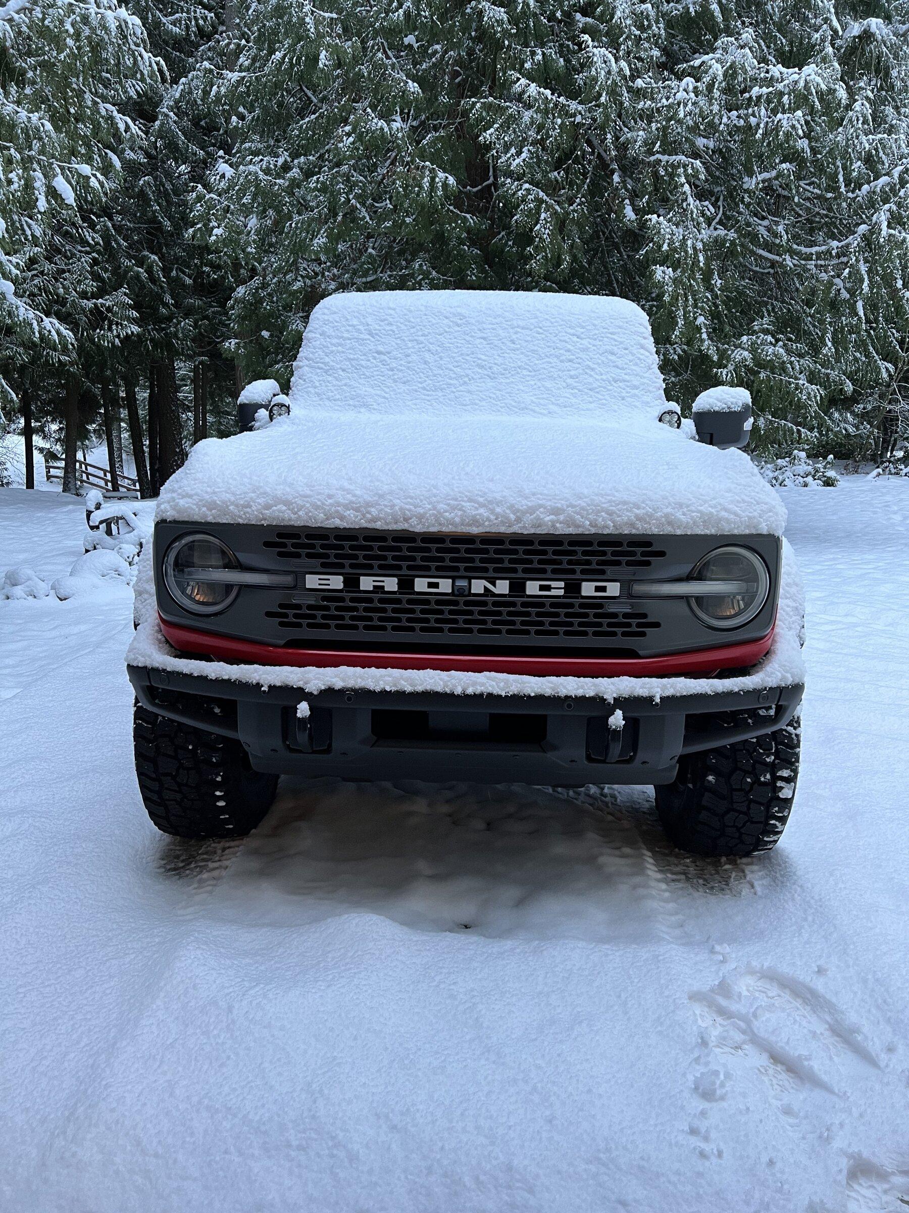 Ford Bronco Snow Pictures Please 59EB8B0C-B857-4B55-921F-735A21C3A13A
