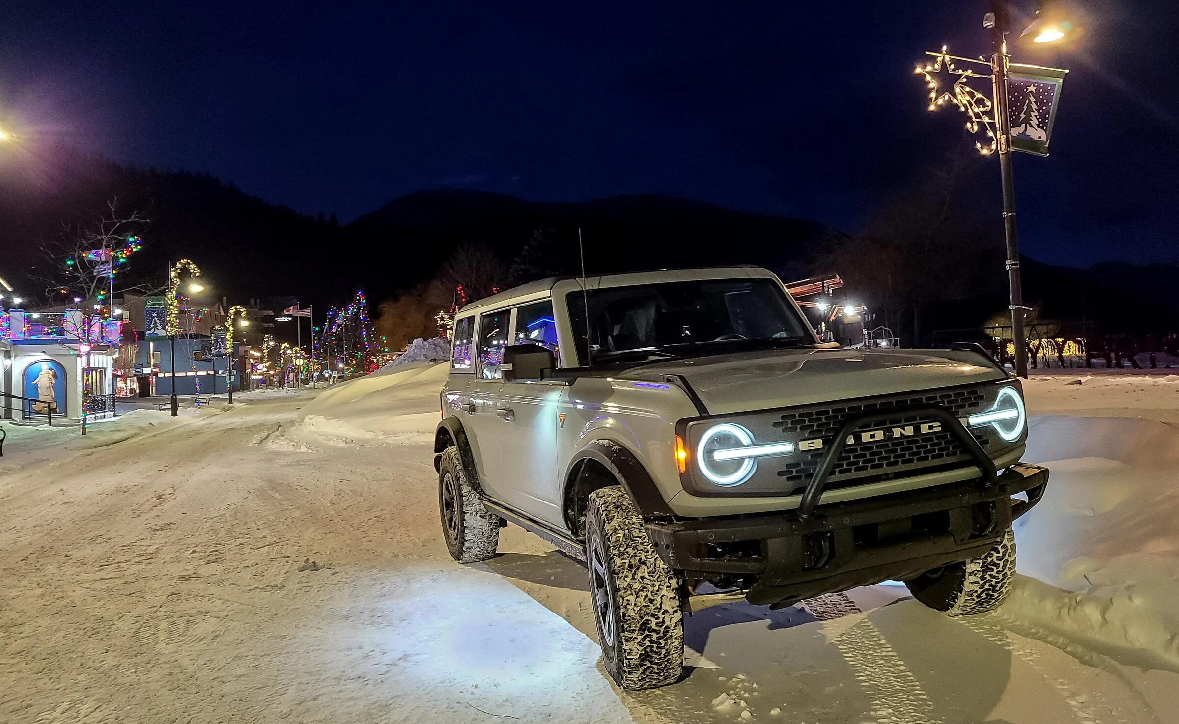 Ford Bronco CACTUS GRAY Bronco Club PSX_20220105_173316